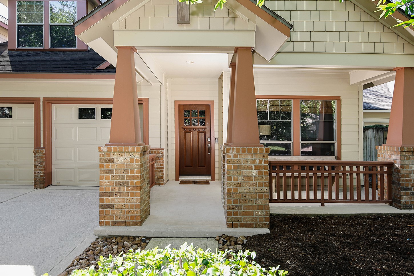 63 DOUVAINE, The Woodlands, TX 77382 63 DOUVAINE, The Woodlands, TX 77382