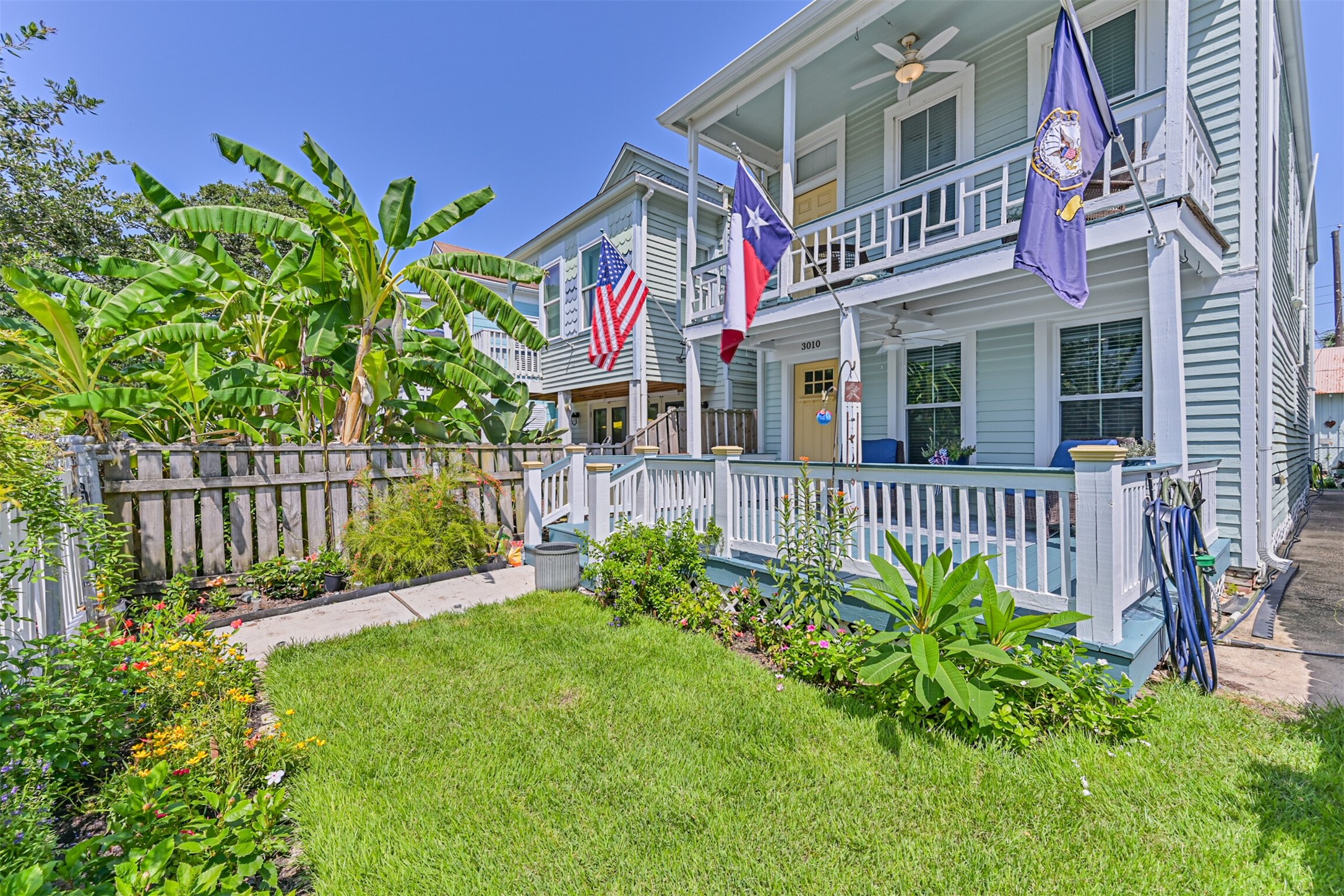 3010 Bernardo De Galvez Avenue, Galveston, TX 77550