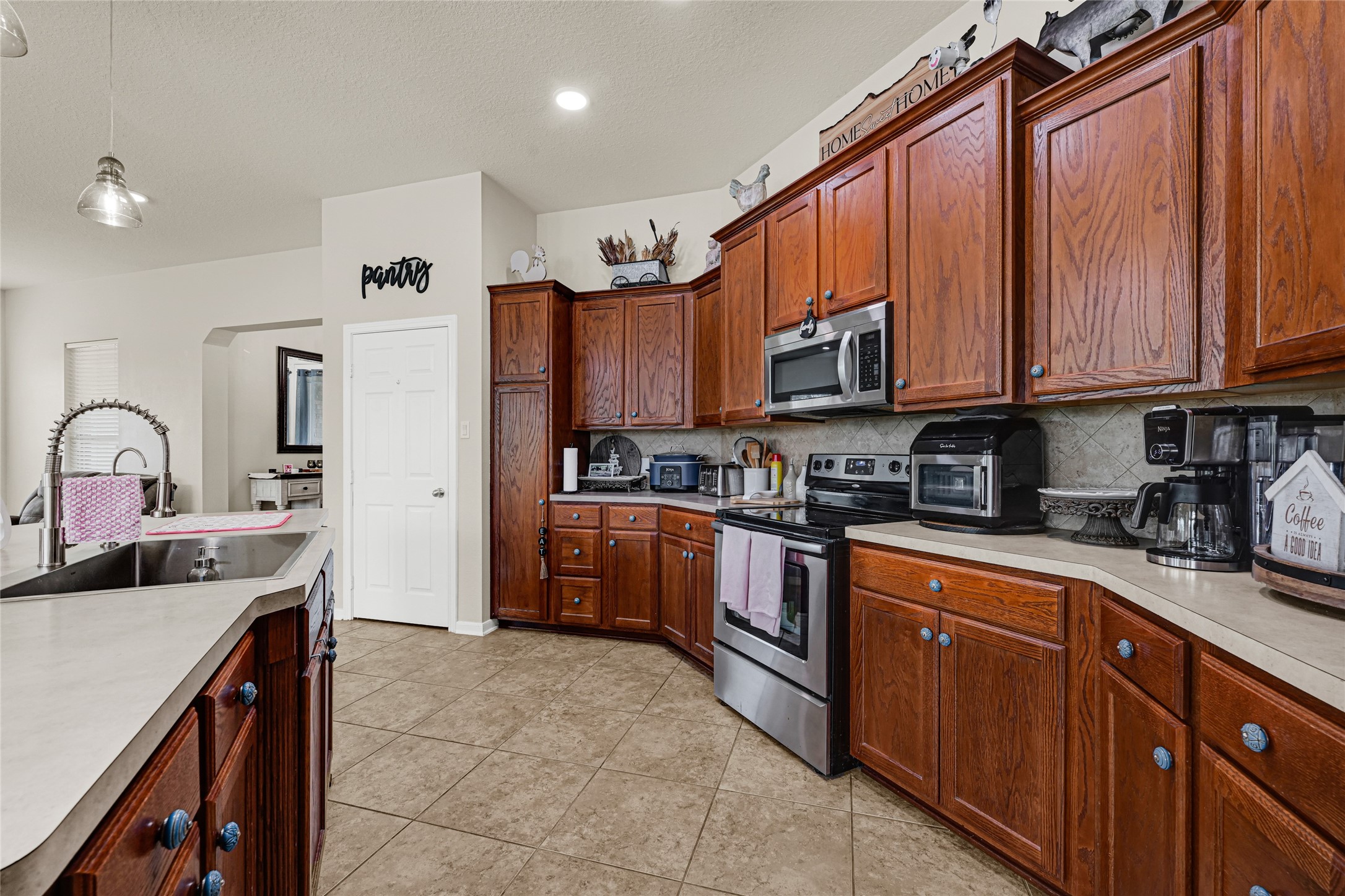 Beautiful kitchen with plenty of cabinet space.
