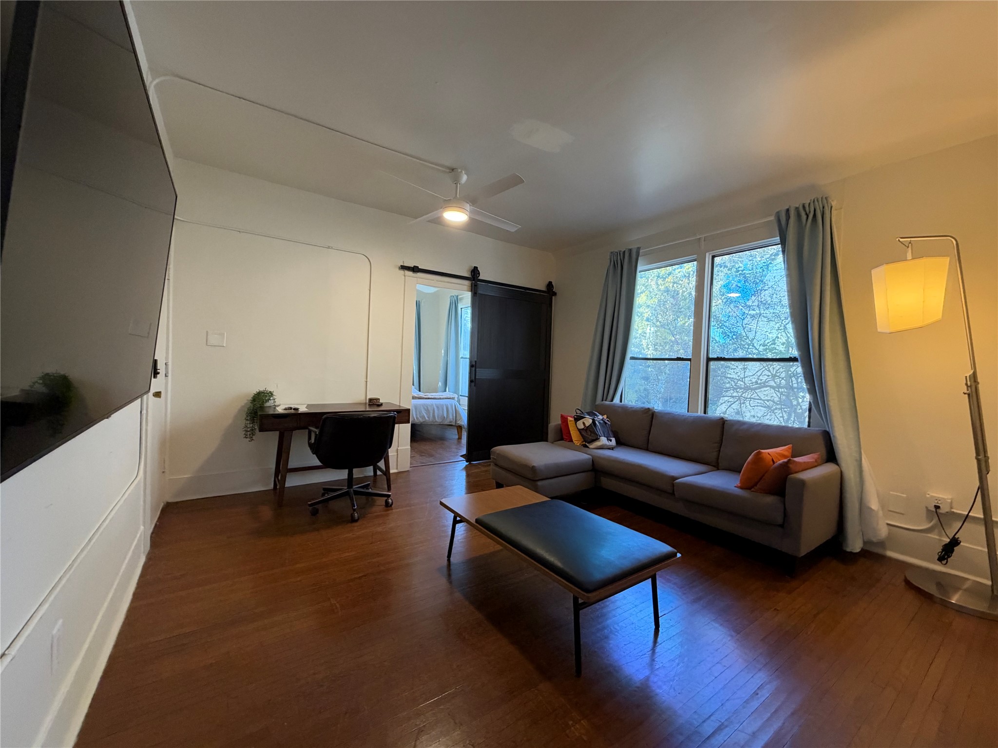 402 Hyde Park Boulevard, #4, Houston, TX 77006 402 Hyde Park Boulevard, #4, Houston, TX 77006