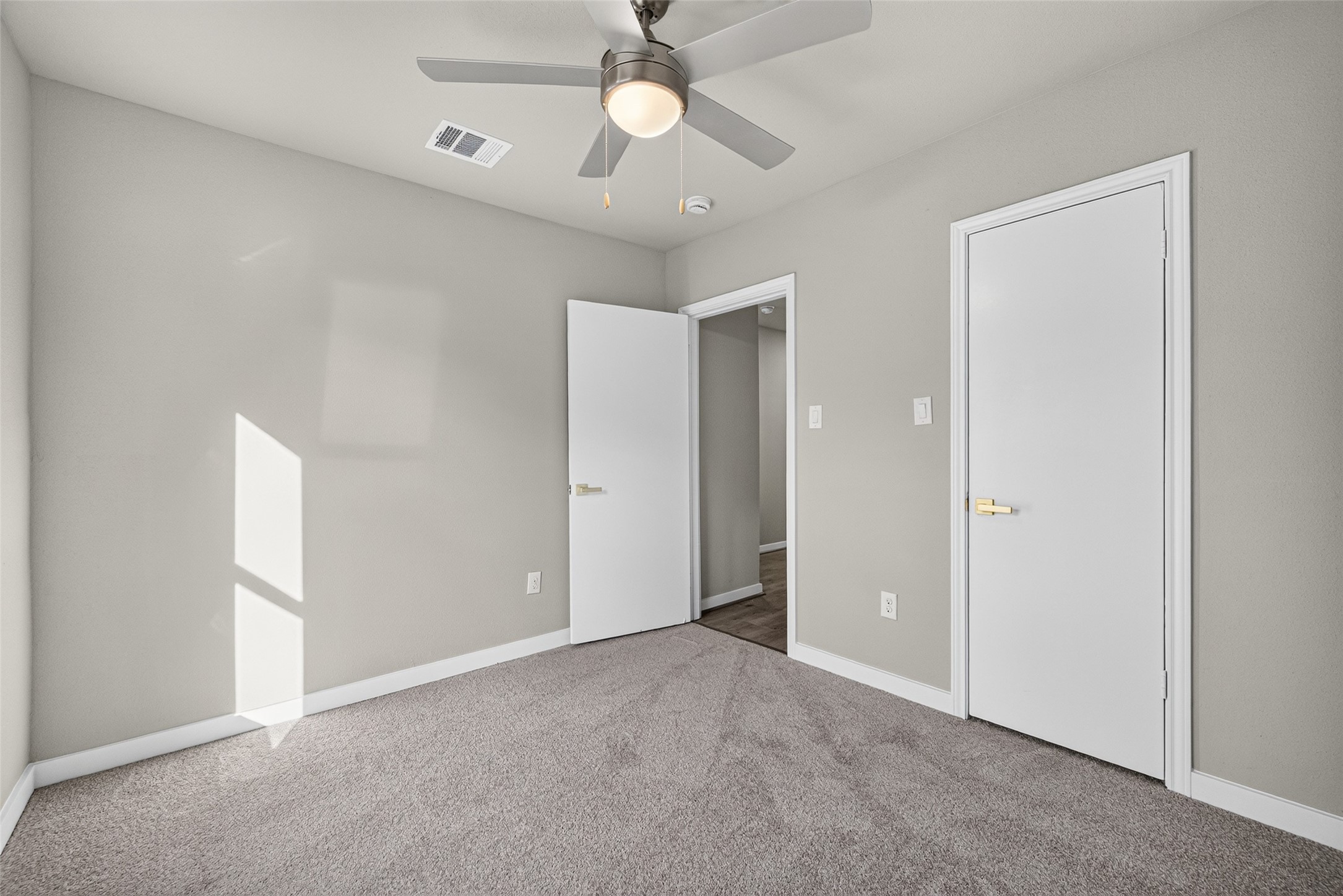 202 Jackson Avenue, Pasadena, TX 77506