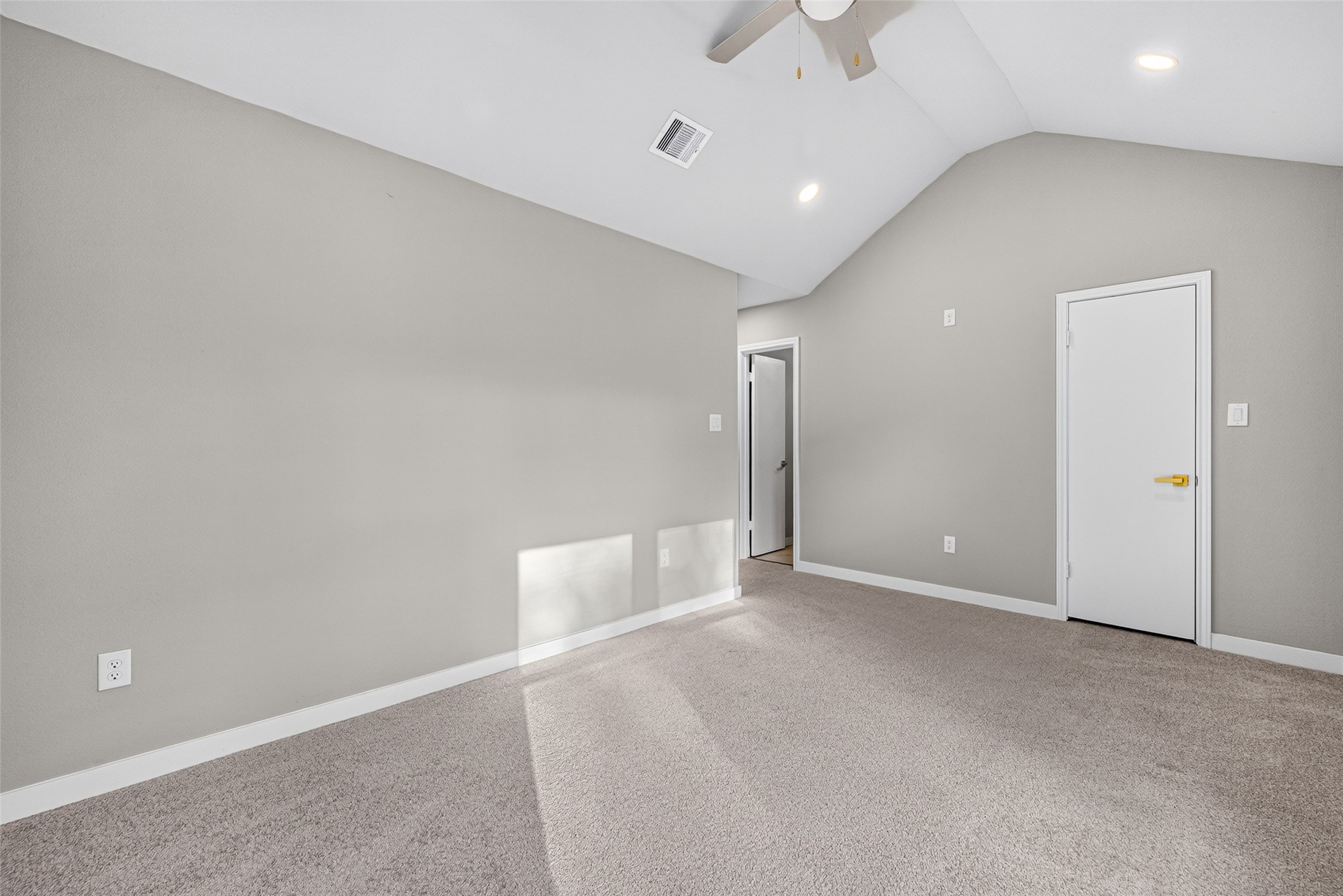 202 Jackson Avenue, Pasadena, TX 77506