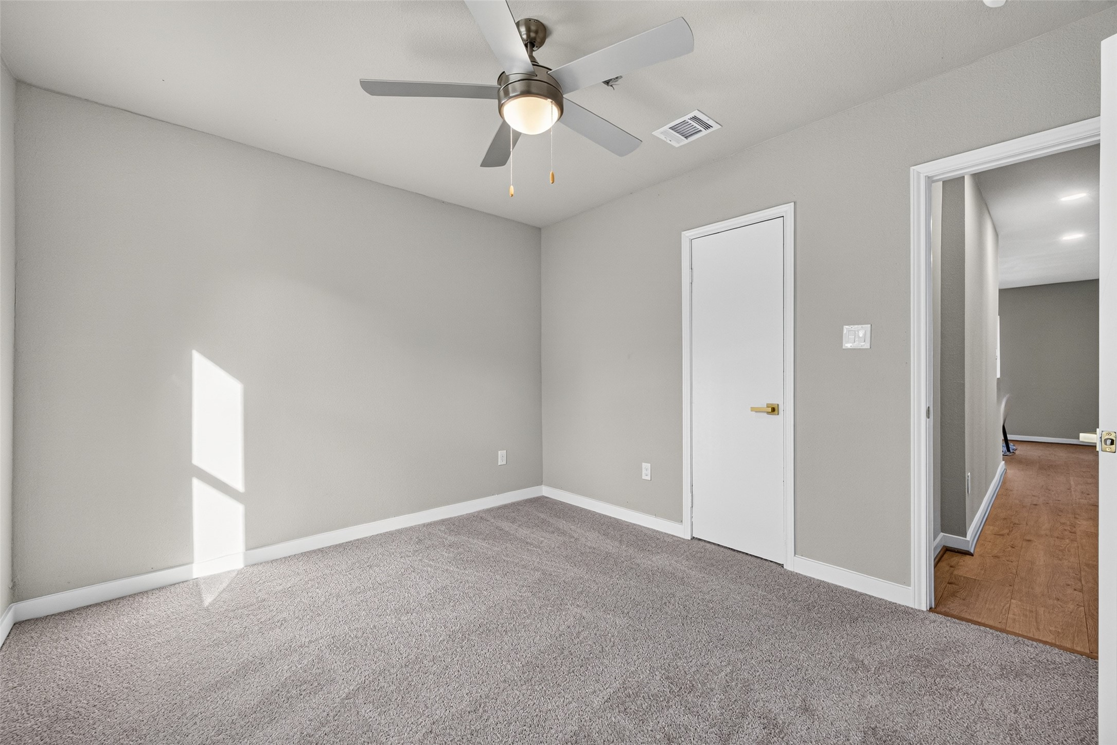 202 Jackson Avenue, Pasadena, TX 77506