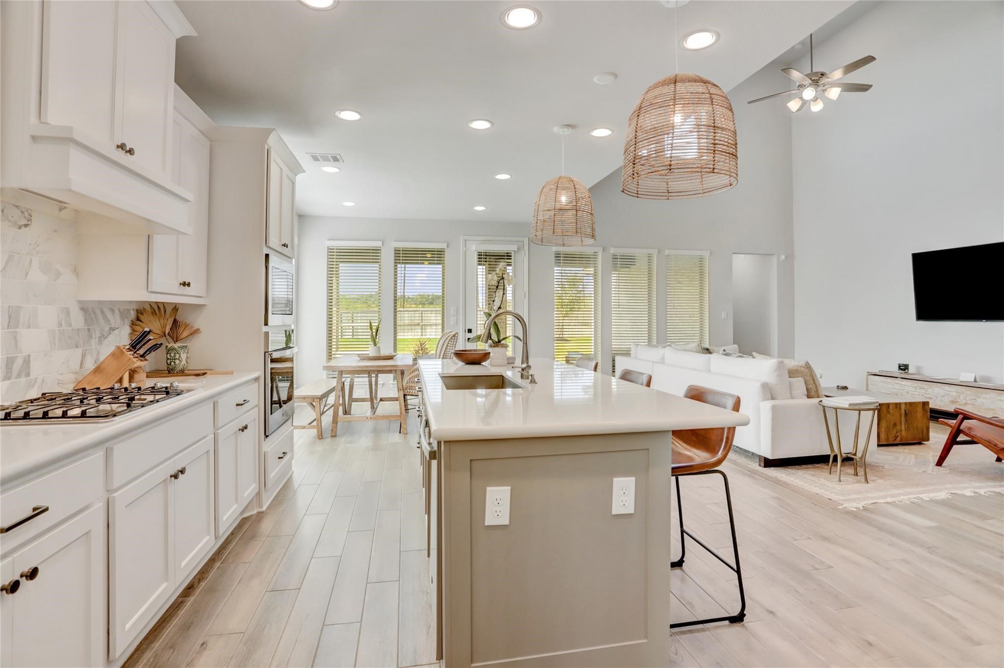 4438 Peloton Road, Iowa Colony, TX 77583