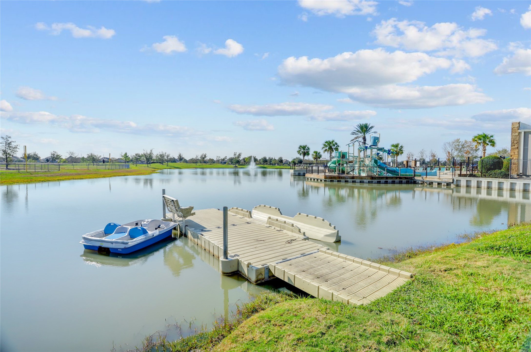 4438 Peloton Road, Iowa Colony, TX 77583