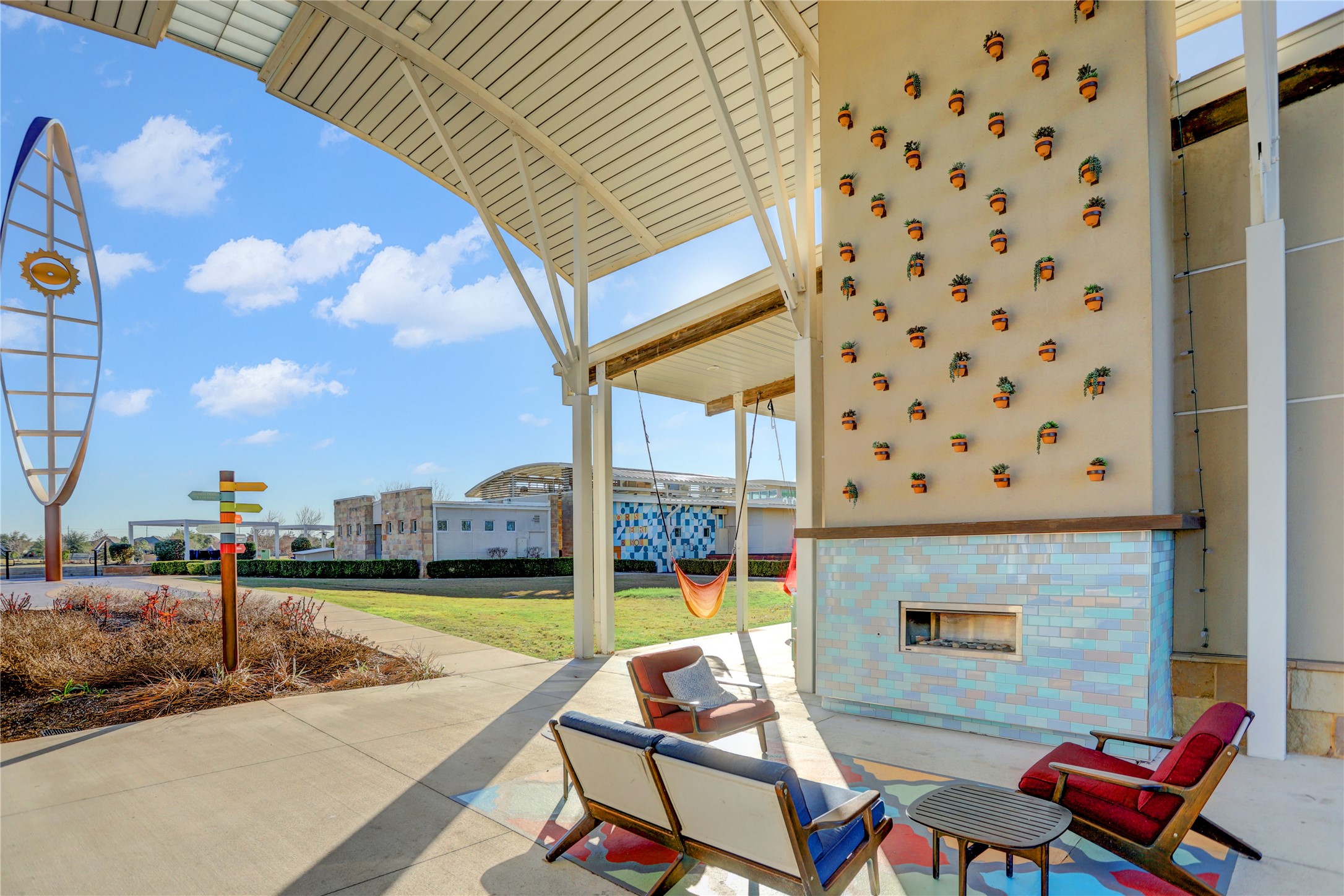 4438 Peloton Road, Iowa Colony, TX 77583
