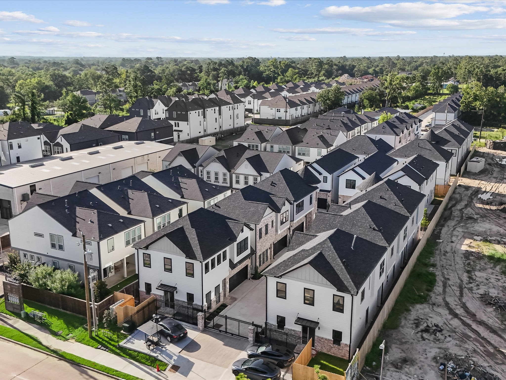 2590 W Tidwell Road, Houston, TX 77091