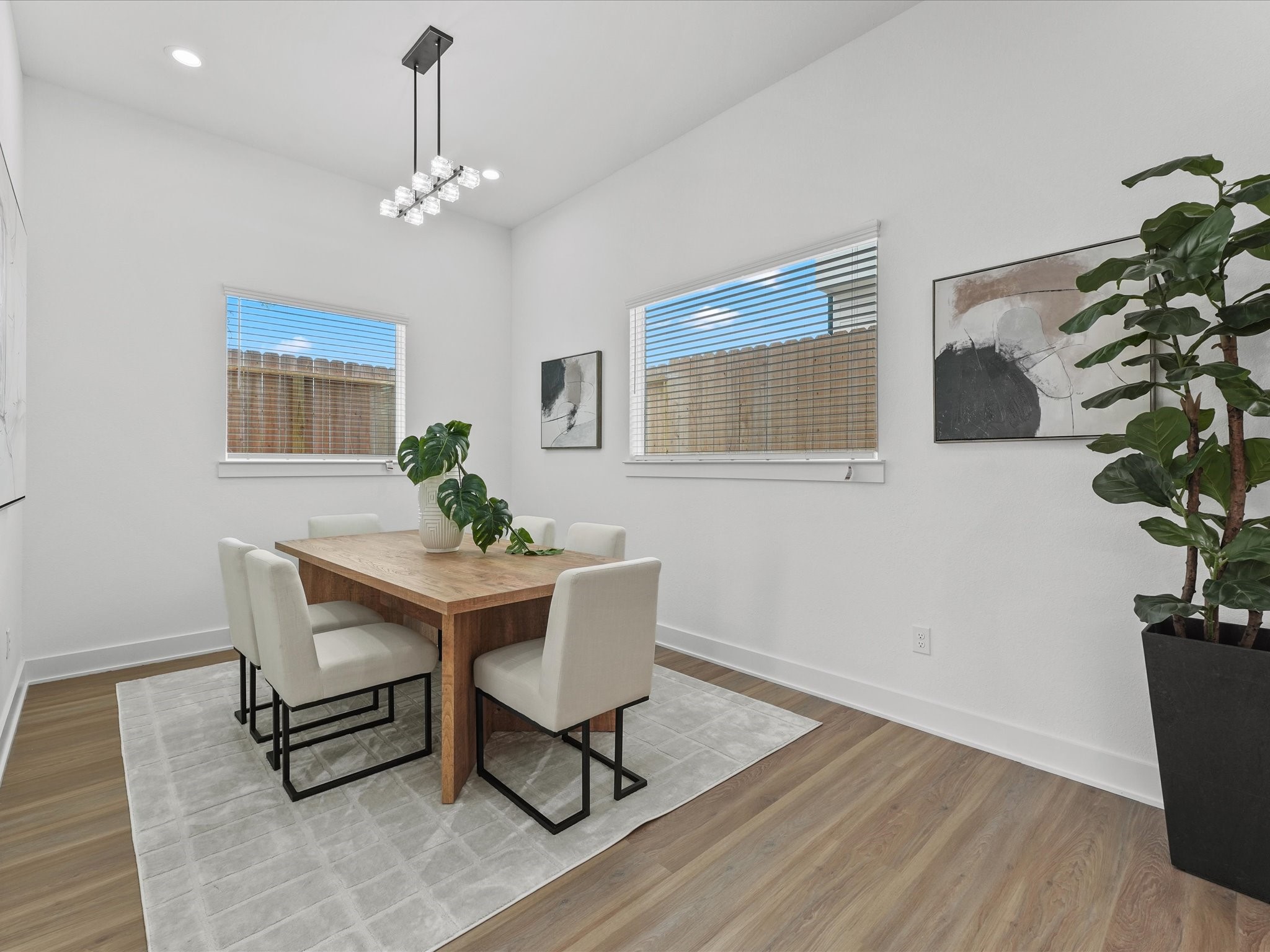 2590 W Tidwell Road, Houston, TX 77091