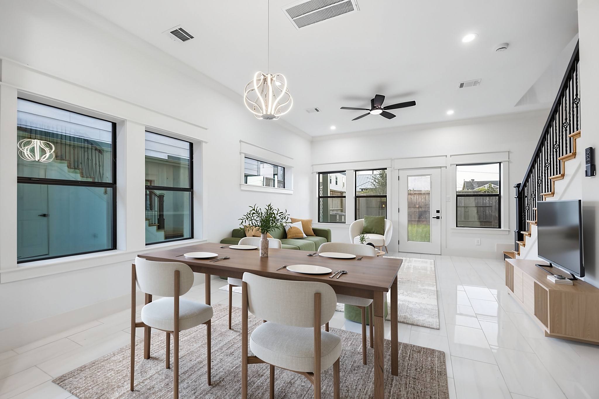 119 E 38th Street, Houston, TX 77018