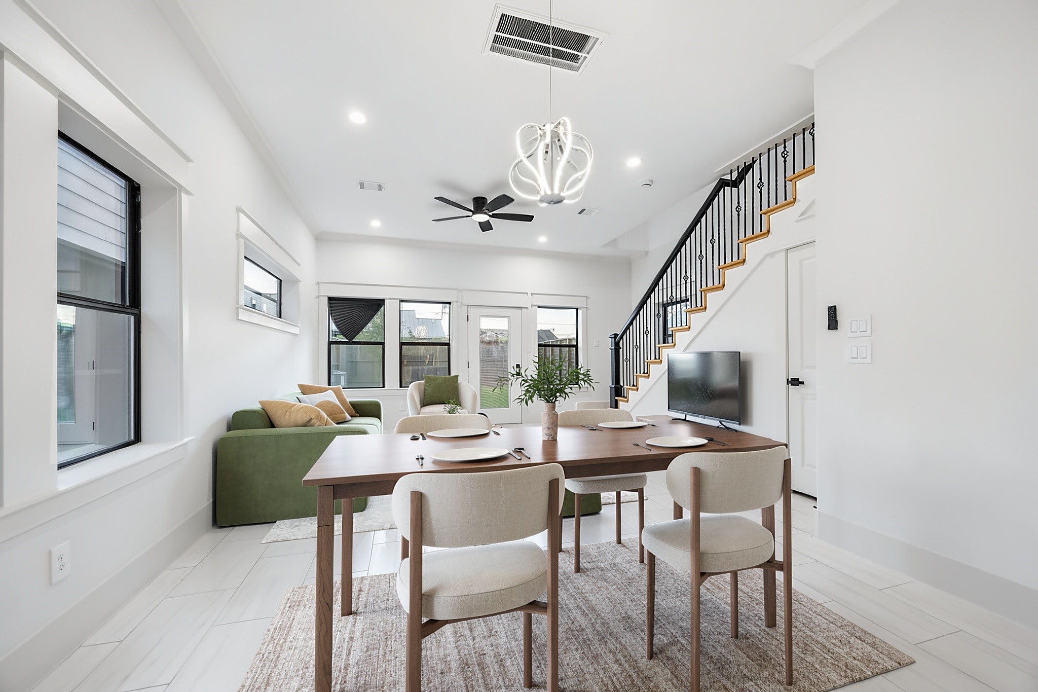119 E 38th Street, Houston, TX 77018