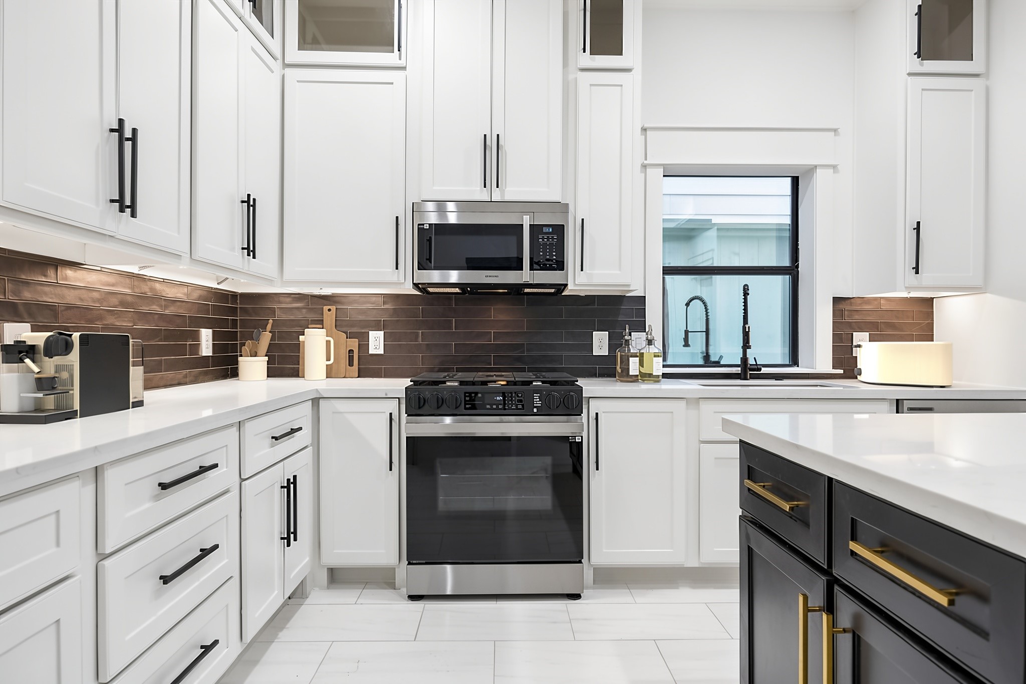 119 E 38th Street, Houston, TX 77018