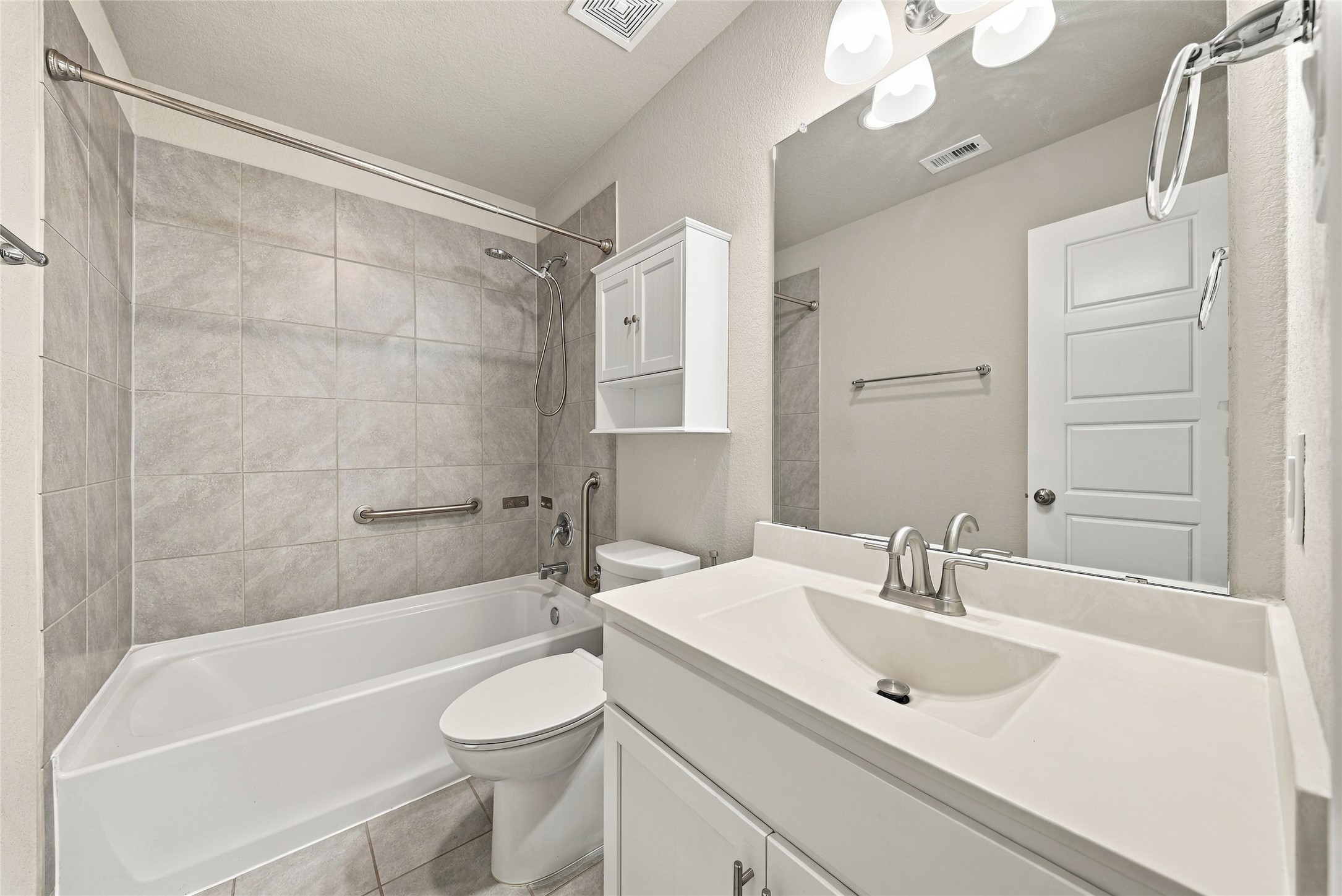 secondary bath