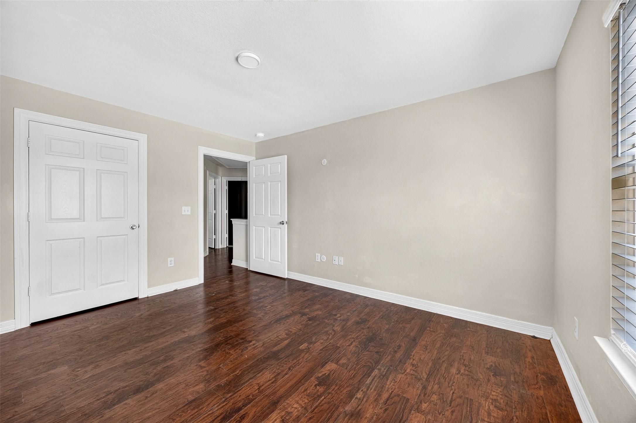 2820 28th Avenue N, Texas City, TX 77590