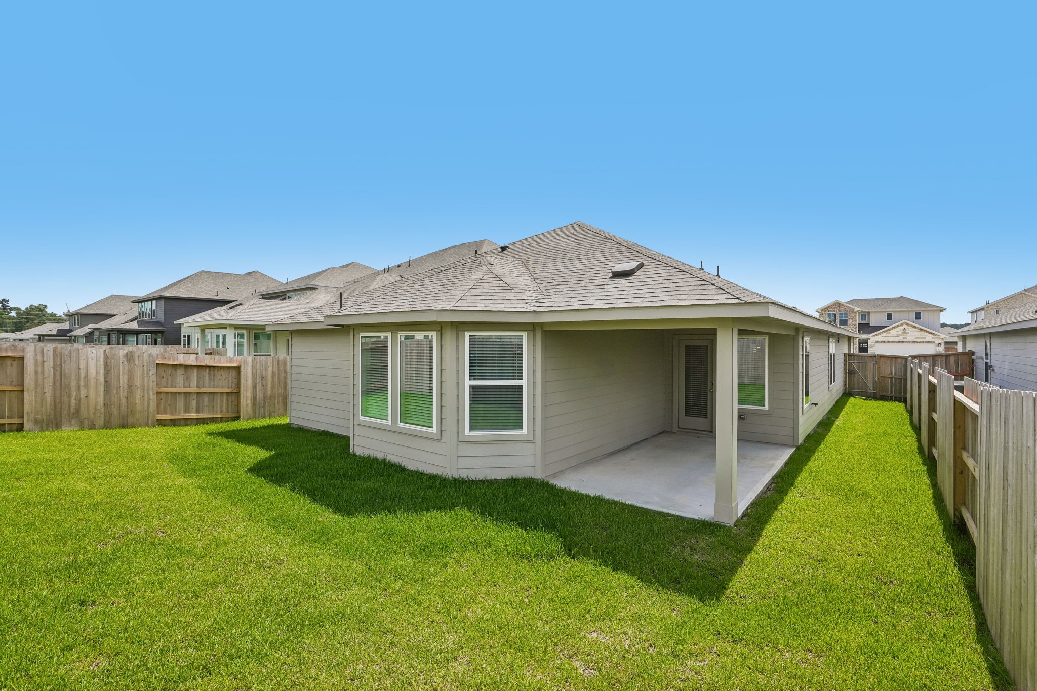 31029 De La Guerra Street, Huffman, TX 77336