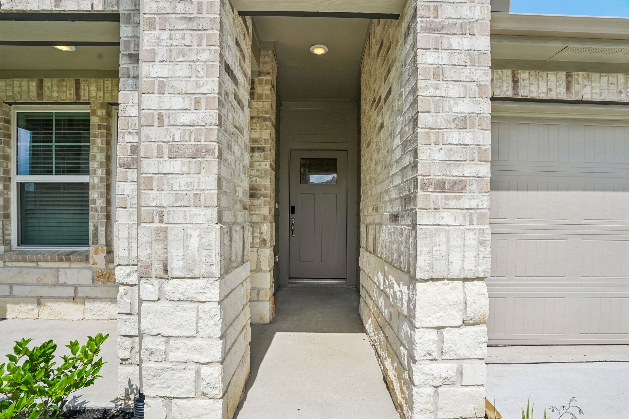 31029 De La Guerra Street, Huffman, TX 77336