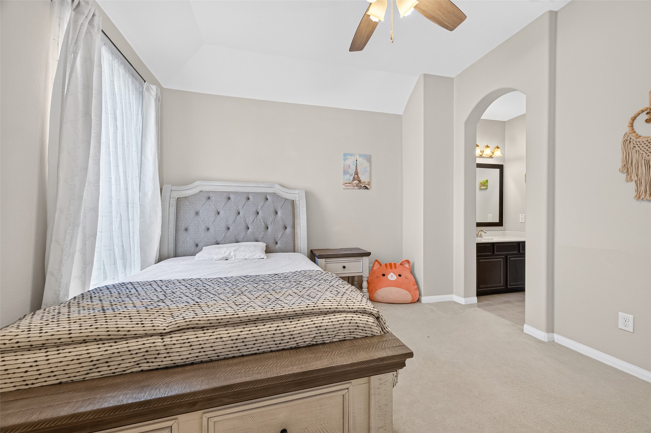 4619 Rockton Hills Lane, Sugar Land, TX 77479