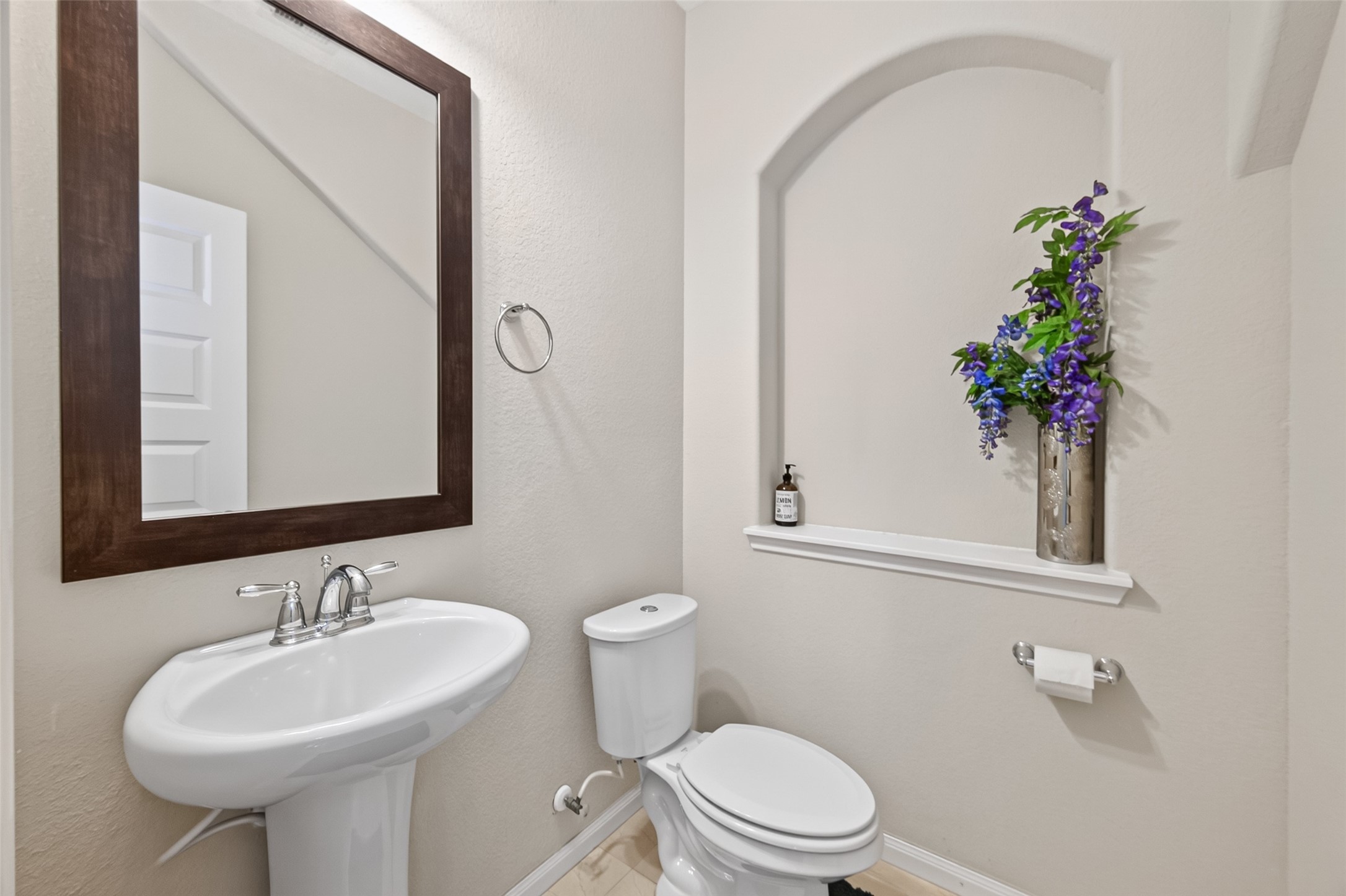 4619 Rockton Hills Lane, Sugar Land, TX 77479