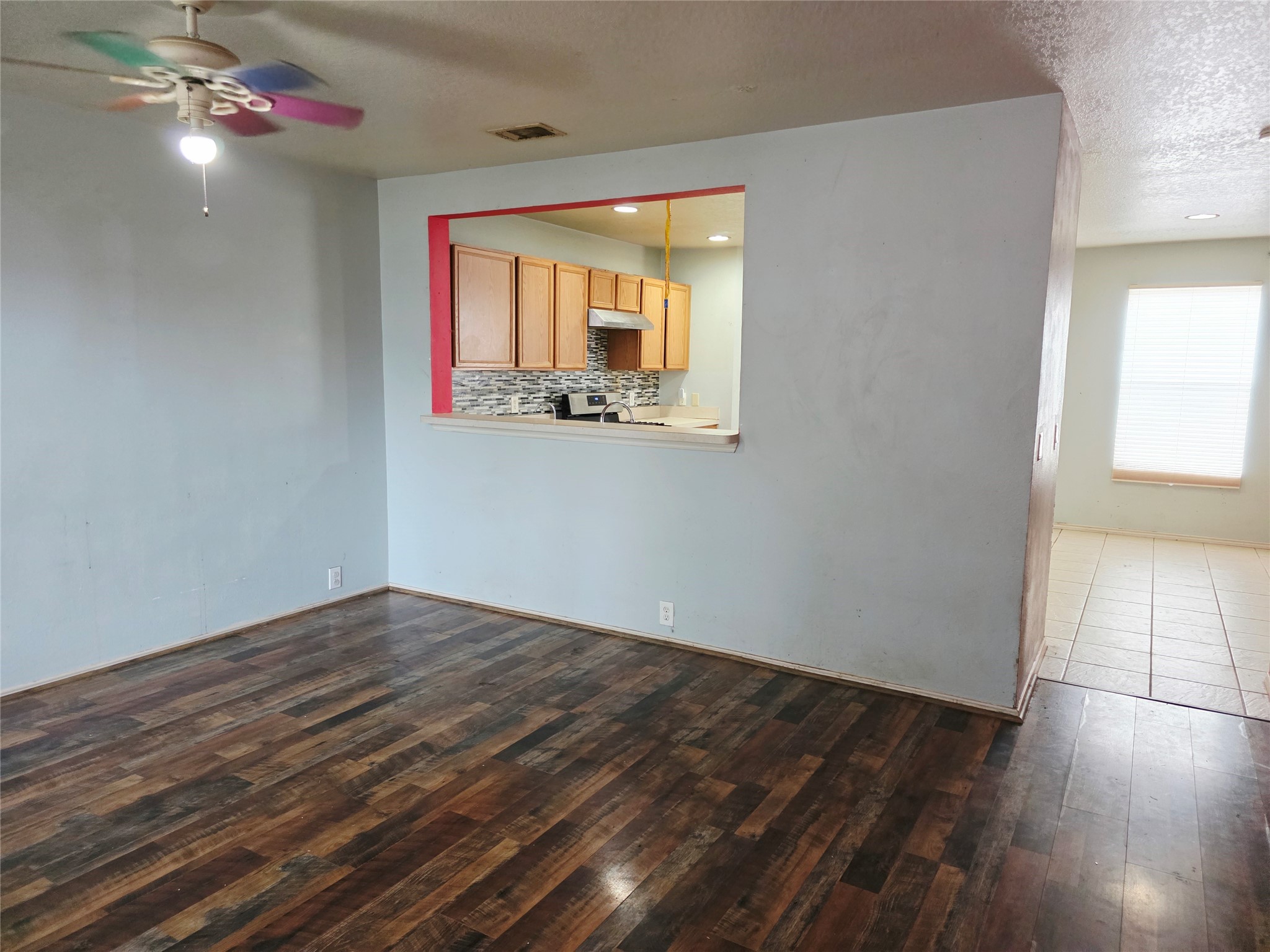 811 Grand Plains Drive, Houston, TX 77090 811 Grand Plains Drive, Houston, TX 77090