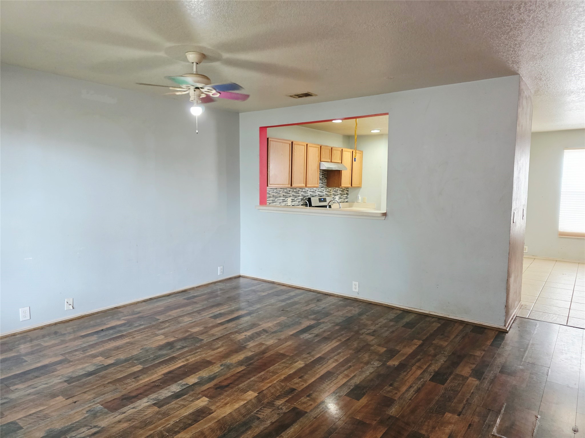 811 Grand Plains Drive, Houston, TX 77090 811 Grand Plains Drive, Houston, TX 77090