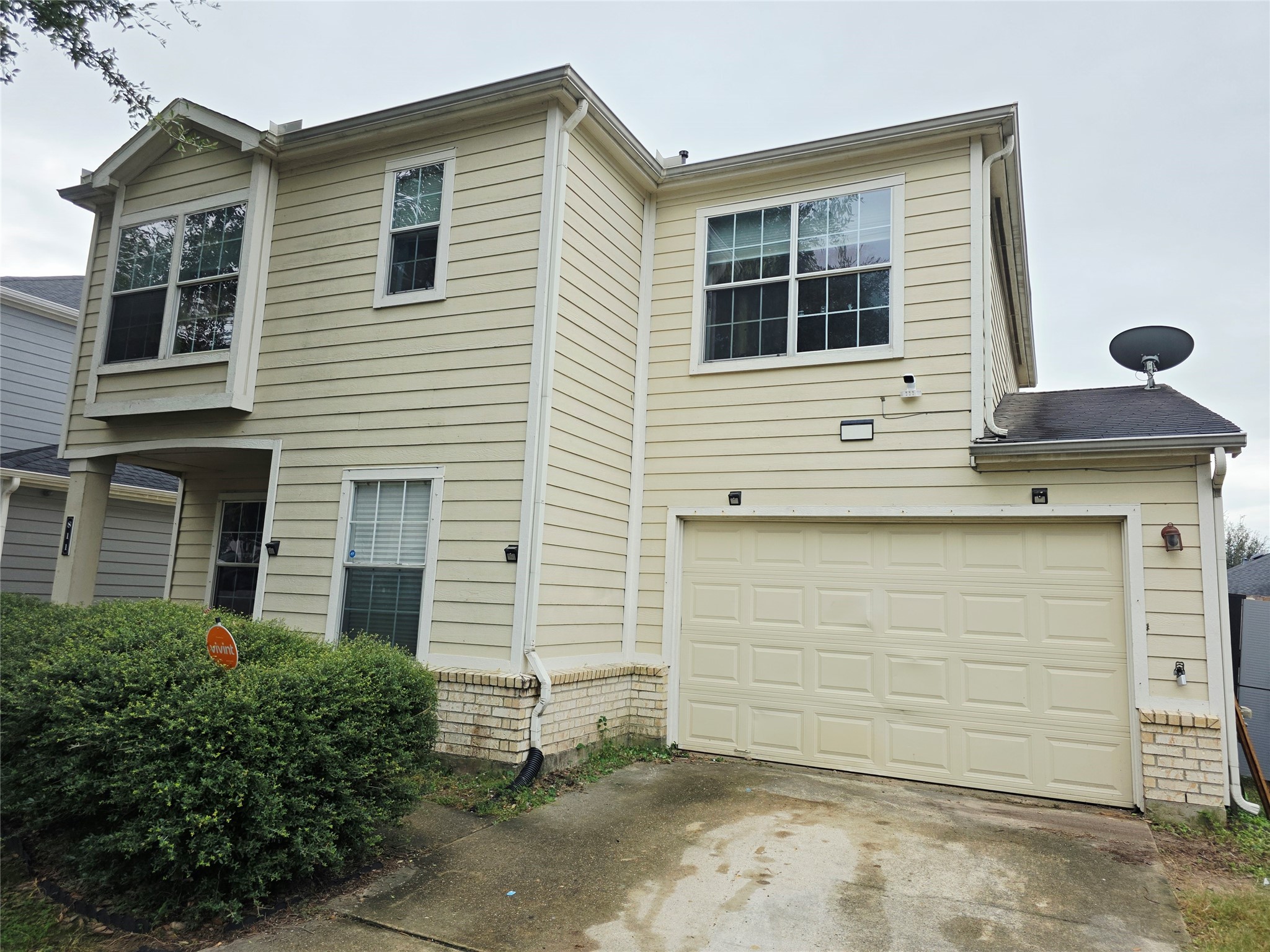 811 Grand Plains Drive, Houston, TX 77090 811 Grand Plains Drive, Houston, TX 77090