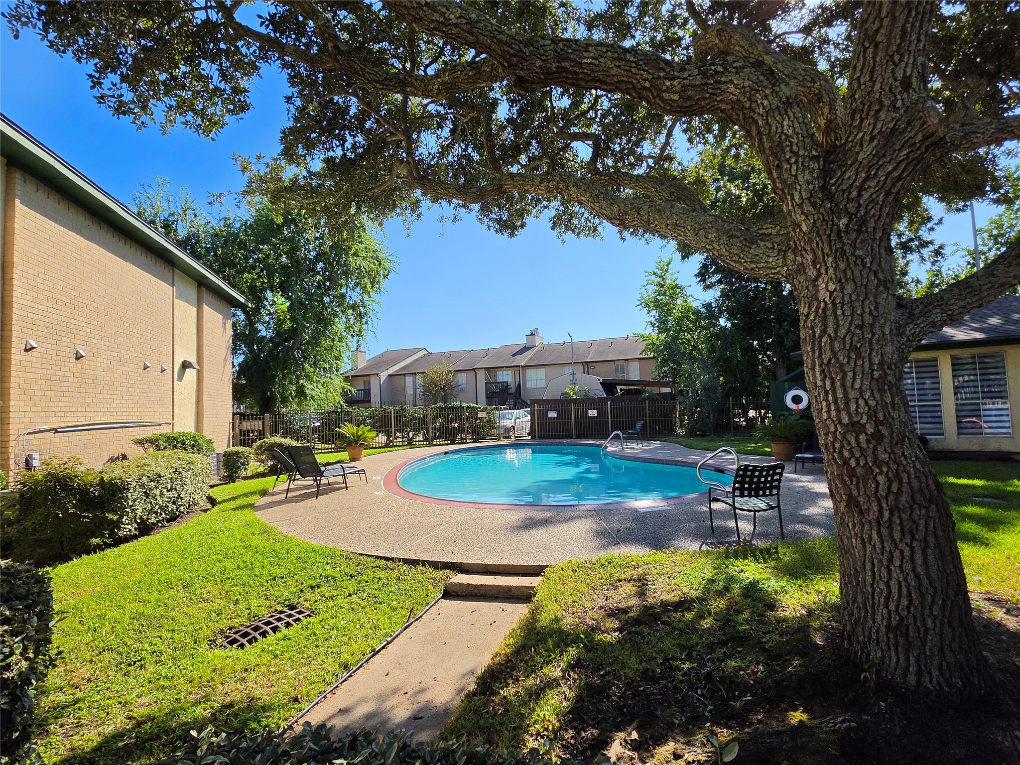 1516 Bay Area Boulevard, #L1, Houston, TX 77058