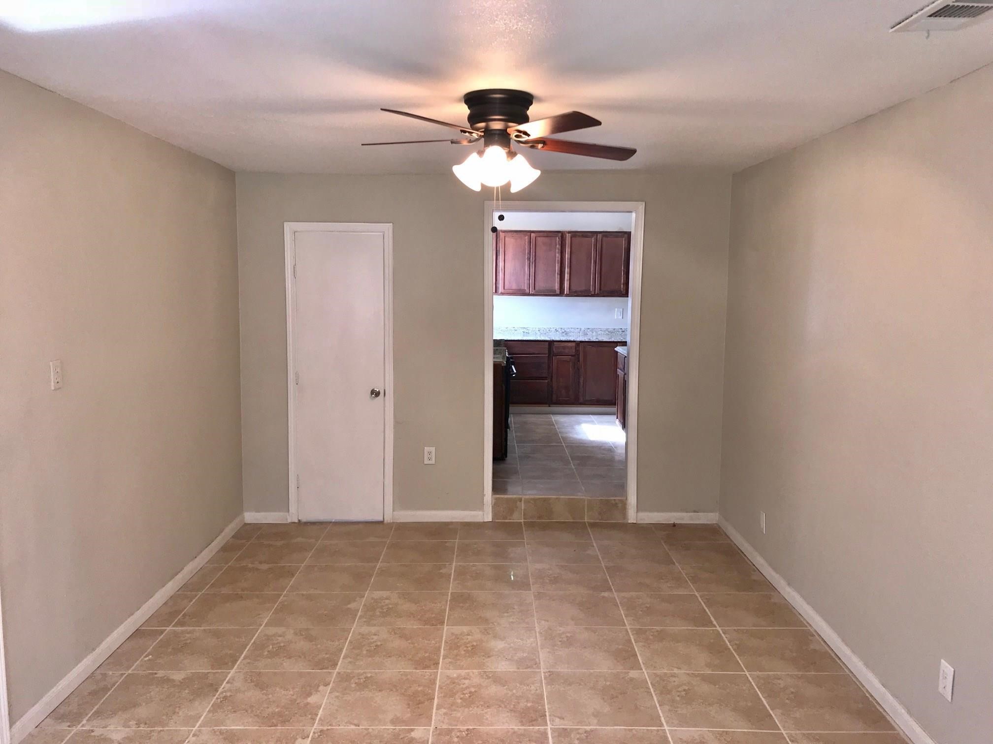 9118 Oak Knoll Lane, Houston, TX 77078 9118 Oak Knoll Lane, Houston, TX 77078