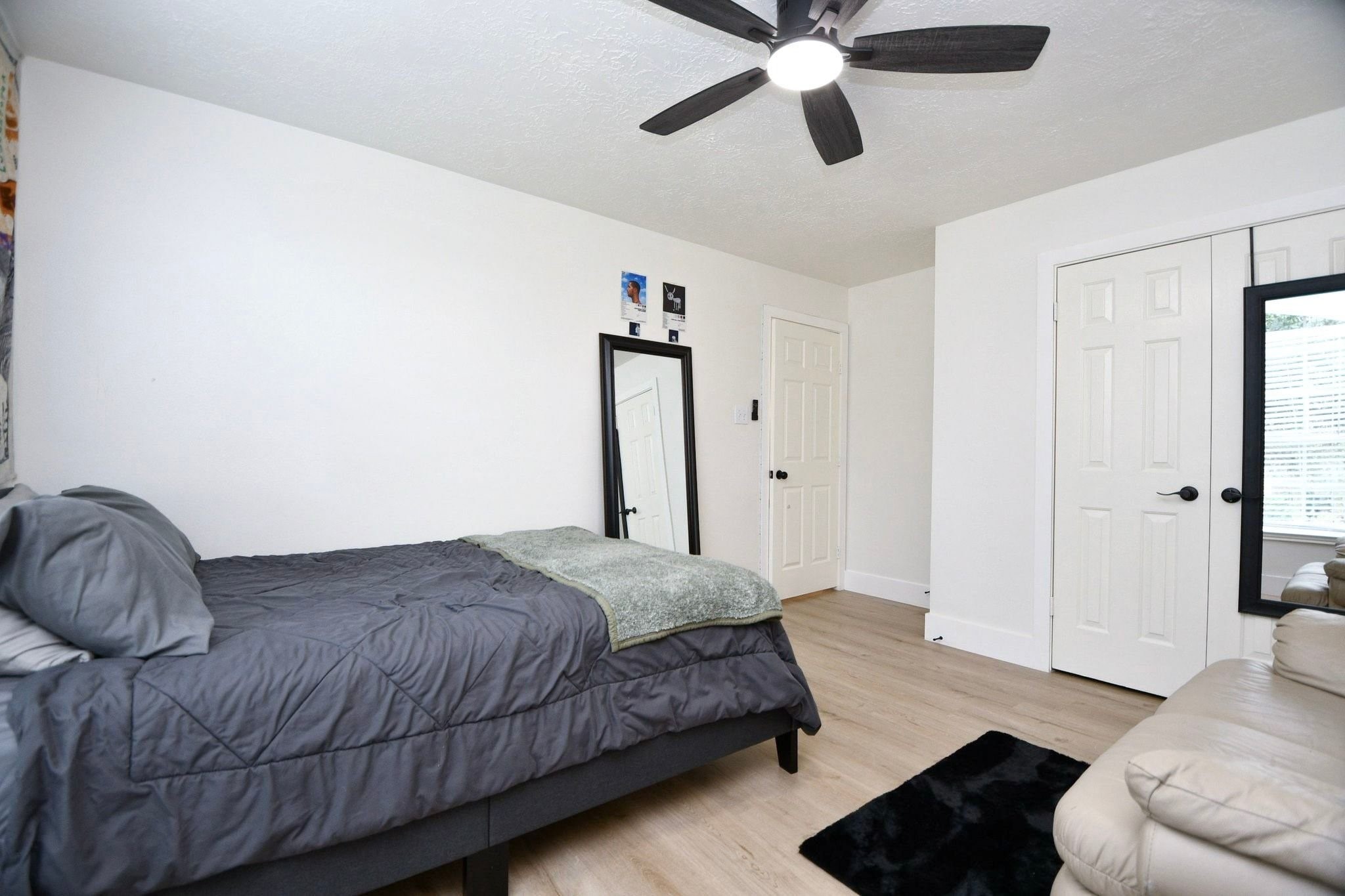 1120 Hidden Oaks Street, League City, TX 77573