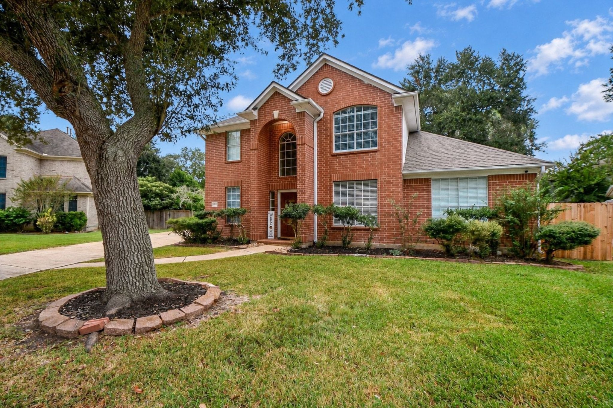 1120 Hidden Oaks Street, League City, TX 77573