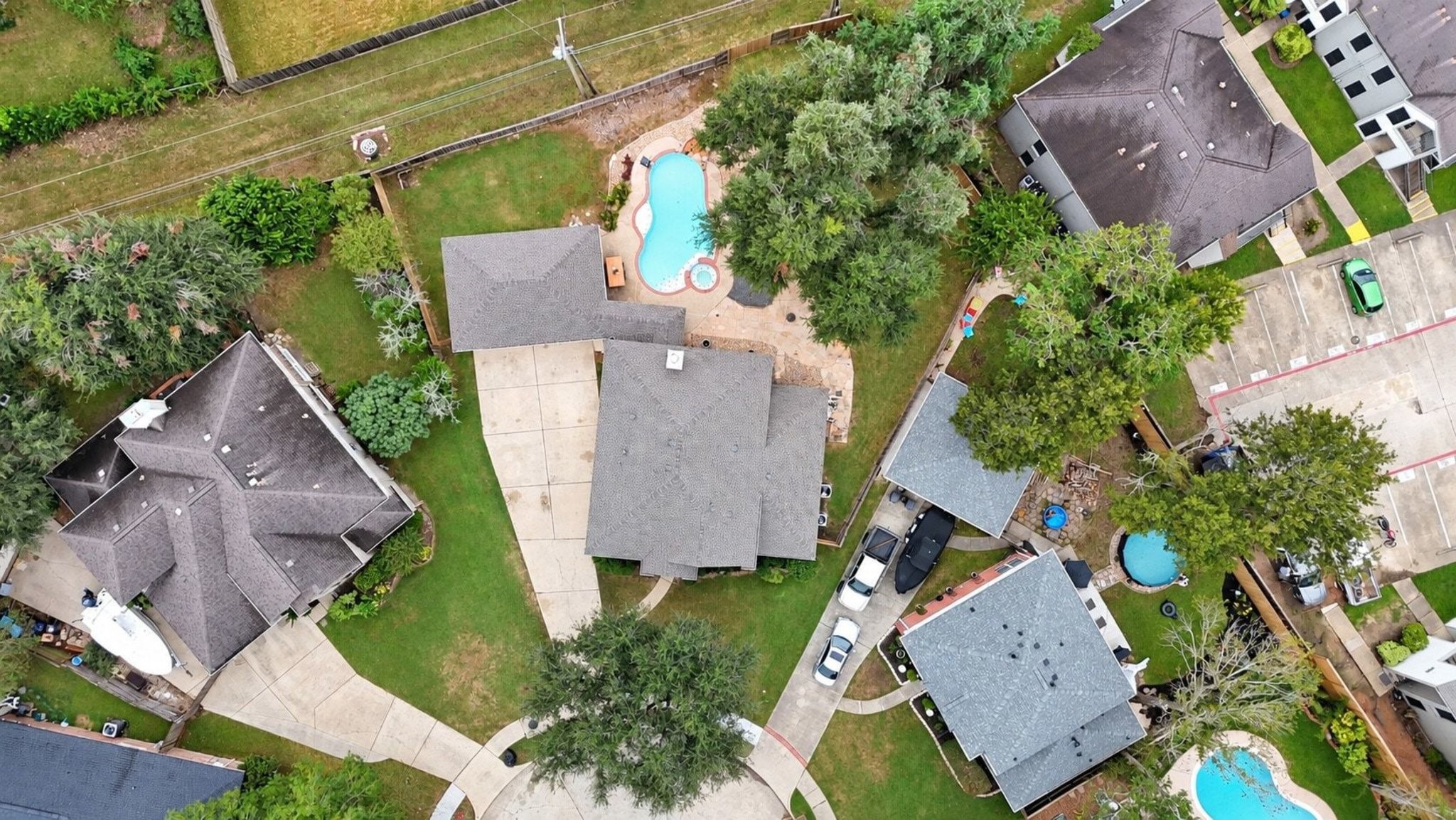 1120 Hidden Oaks Street, League City, TX 77573