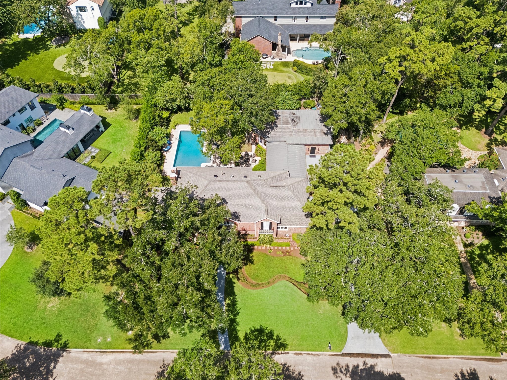 14 Stonegate Drive, Houston, TX 77024