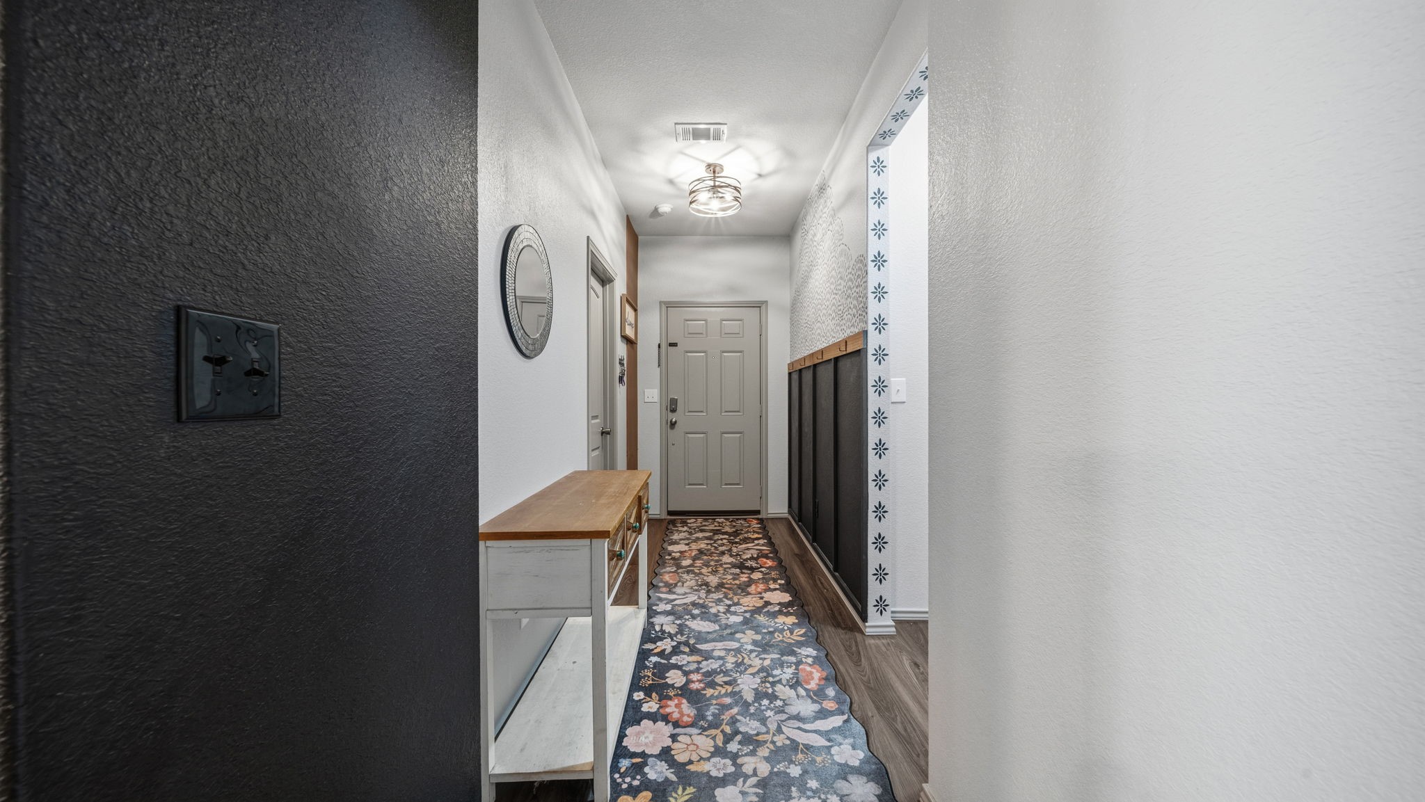 Make yourself at home! This inviting entryway features stylish flooring, decorative touches, and a welcoming first impression. Make yourself at home! This inviting entryway features stylish flooring, decorative touches, and a welcoming first impression.