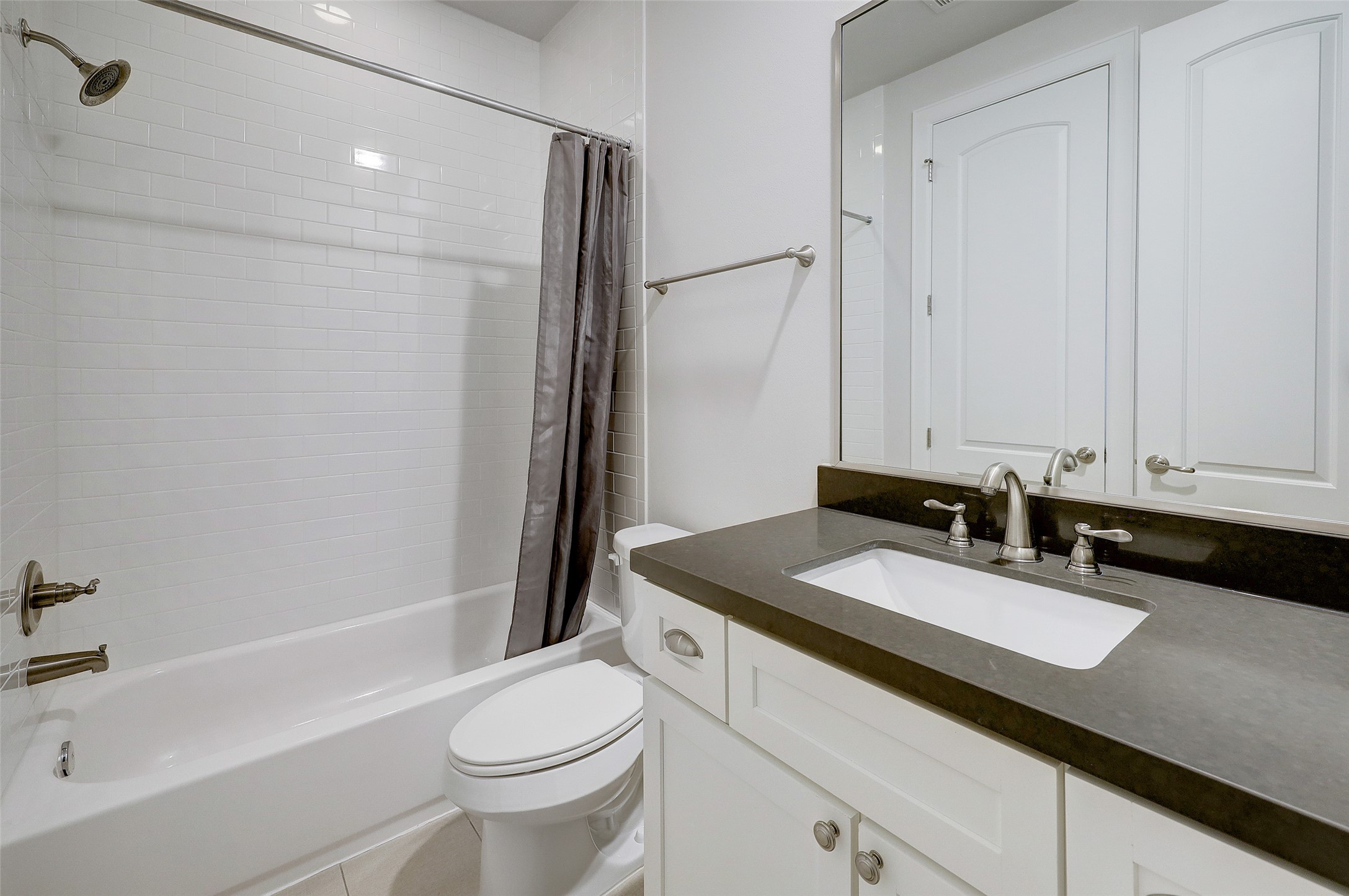 1041 Ashland Street, Houston, TX 77008