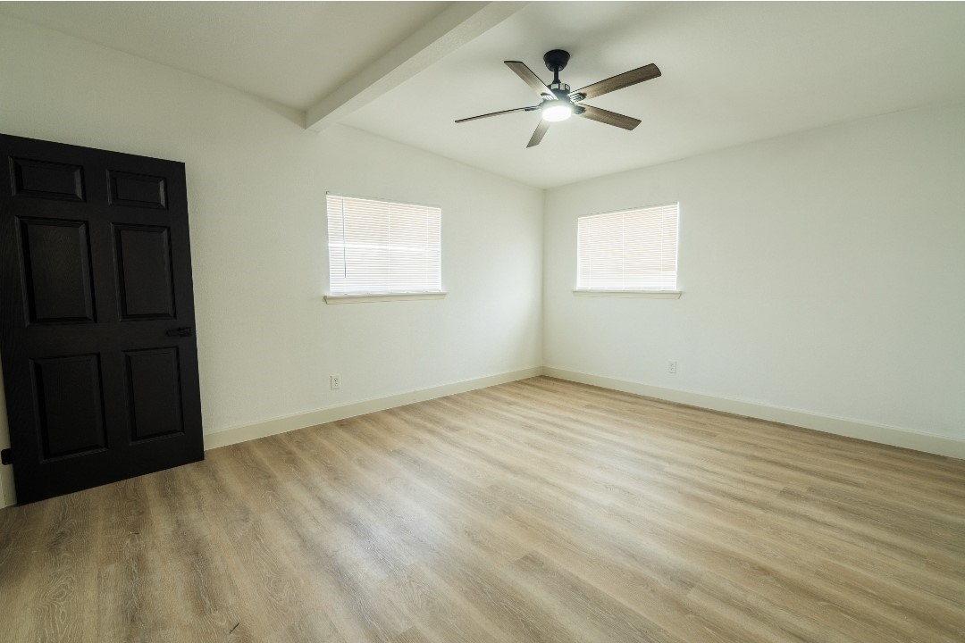 1402 Bayou Shore Drive, Galveston, TX 77551