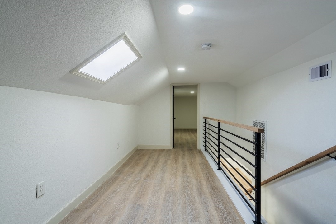 1402 Bayou Shore Drive, Galveston, TX 77551