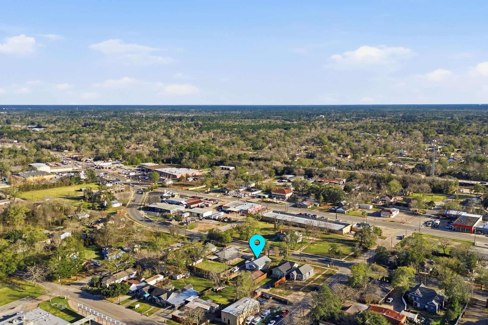 308 E Phillips Street, Conroe, TX 77301