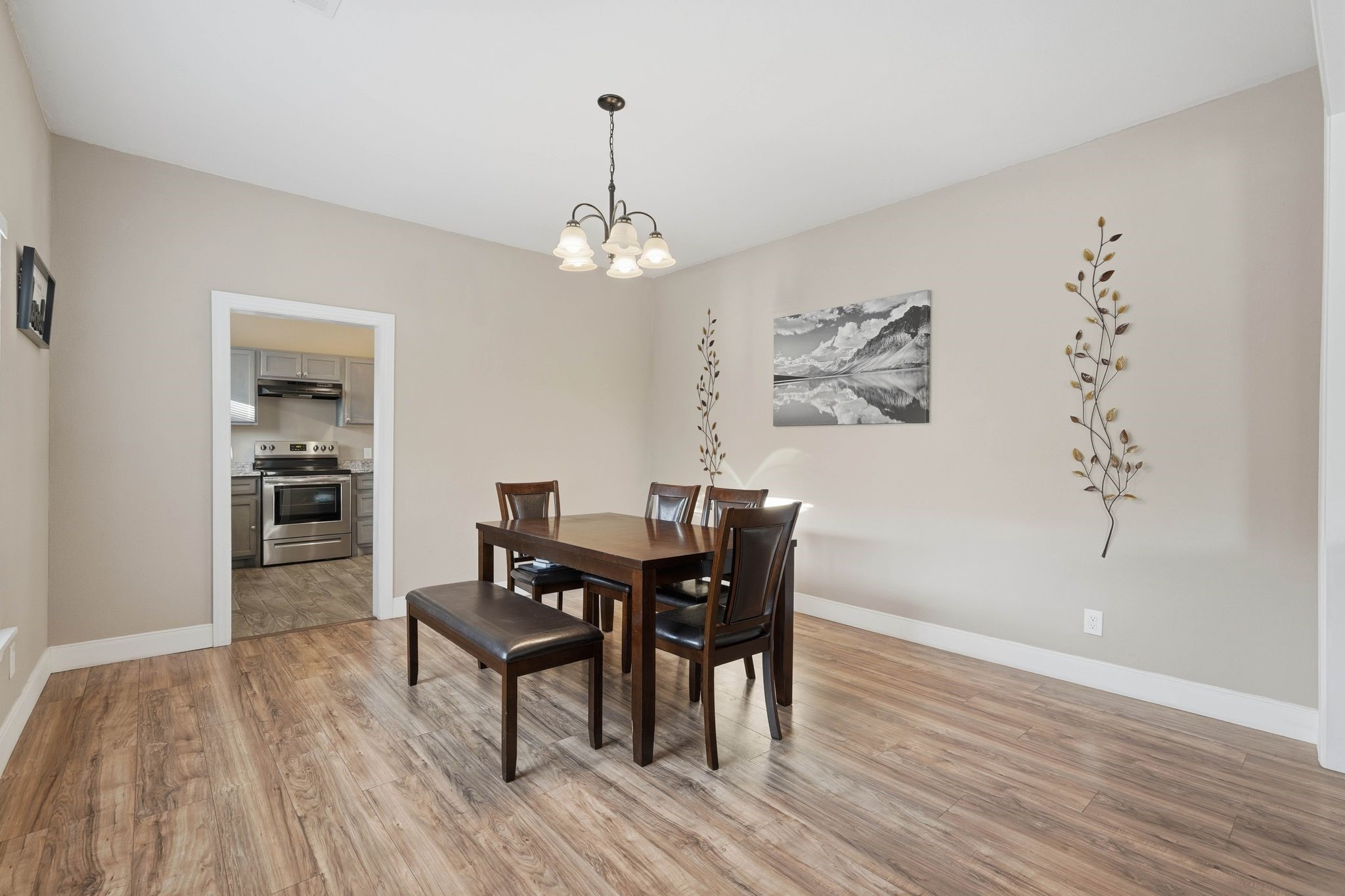 308 E Phillips Street, Conroe, TX 77301