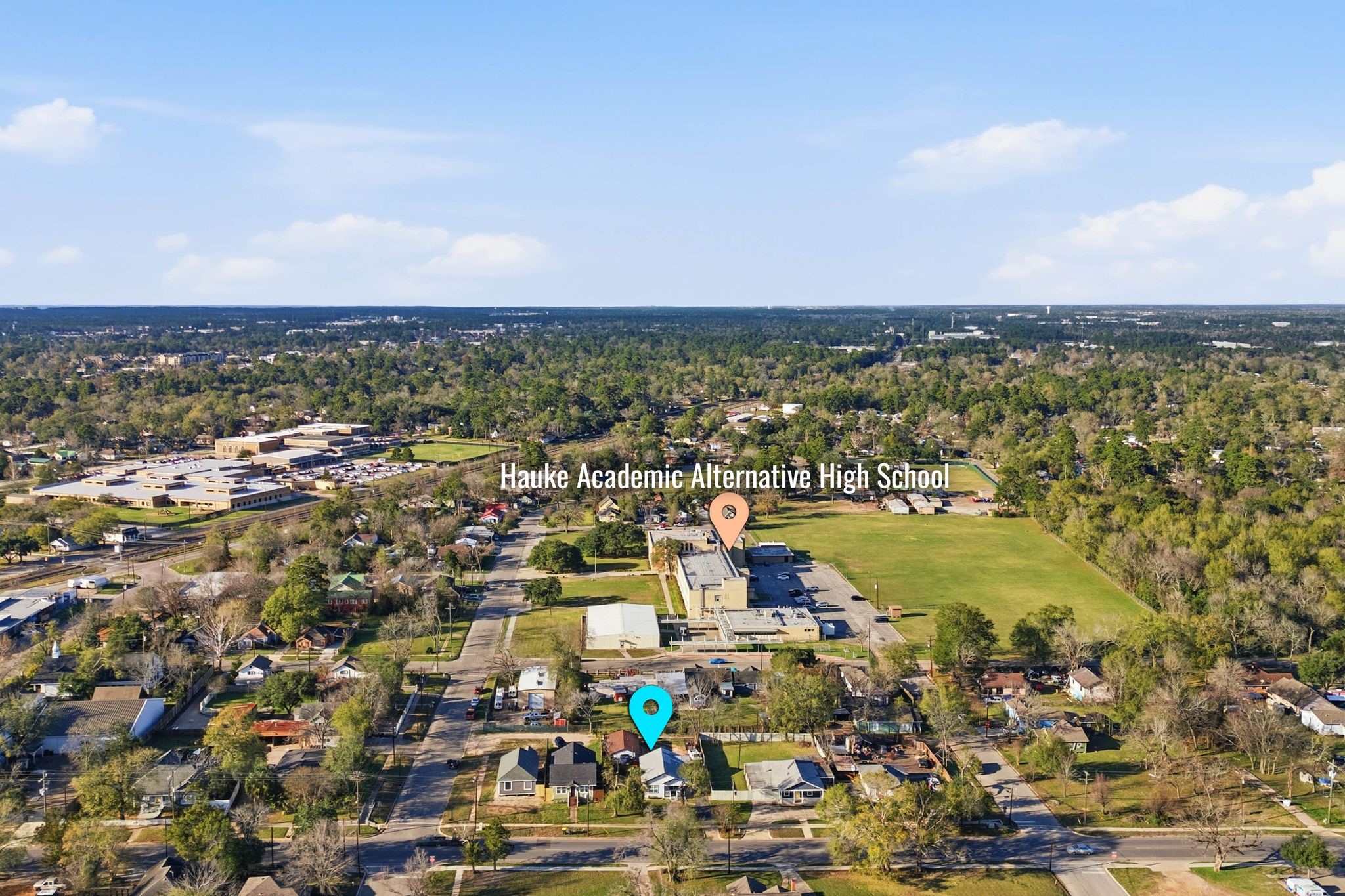 308 E Phillips Street, Conroe, TX 77301