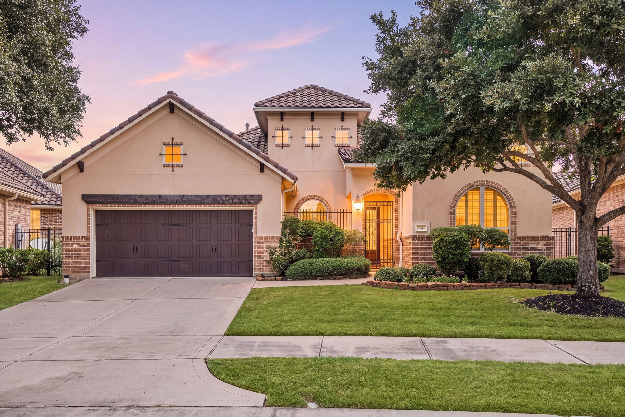 Thank you for viewing our listing. We'd love to show you this home! Call us today to schedule your private showing.