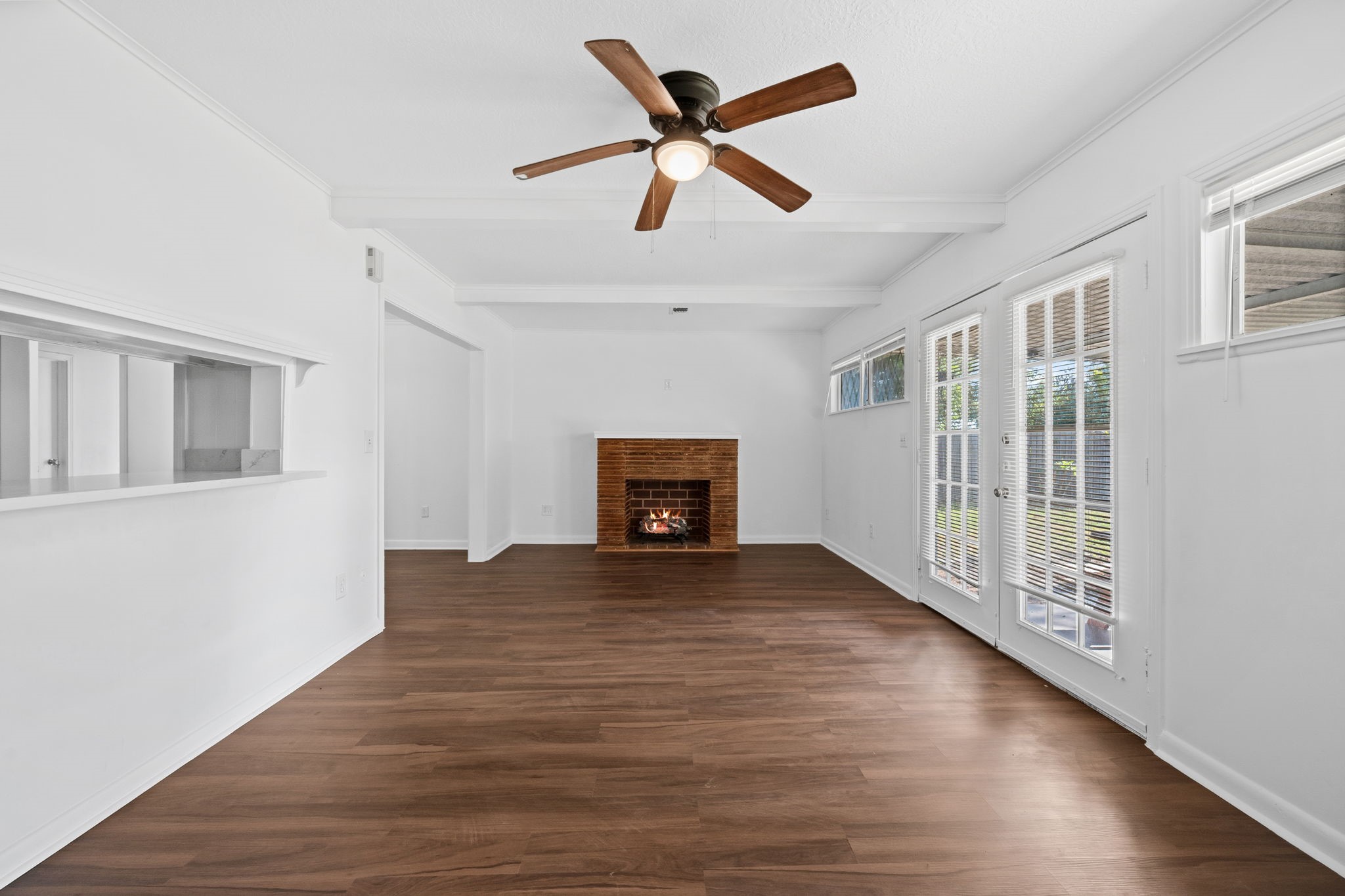 702 S Circle Drive, Baytown, TX 77520