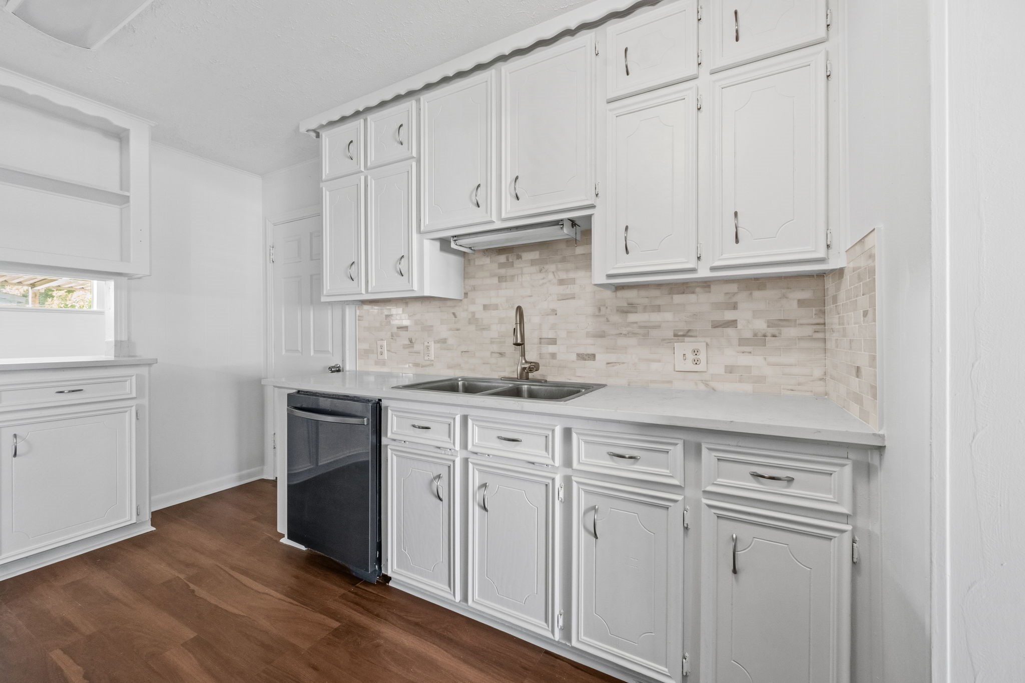 spacious kitchen