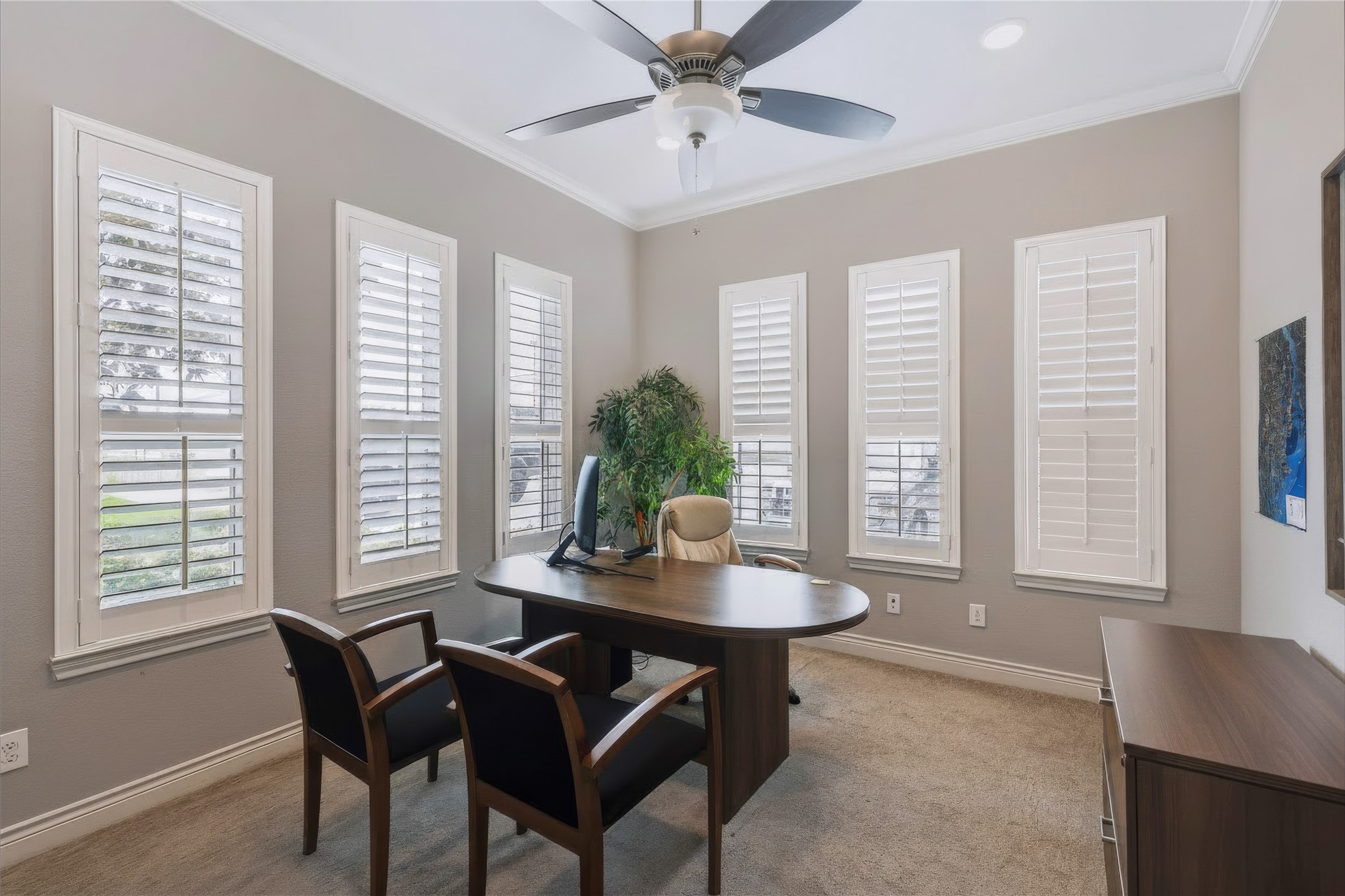 32400 SH 249, Pinehurst, TX 77362