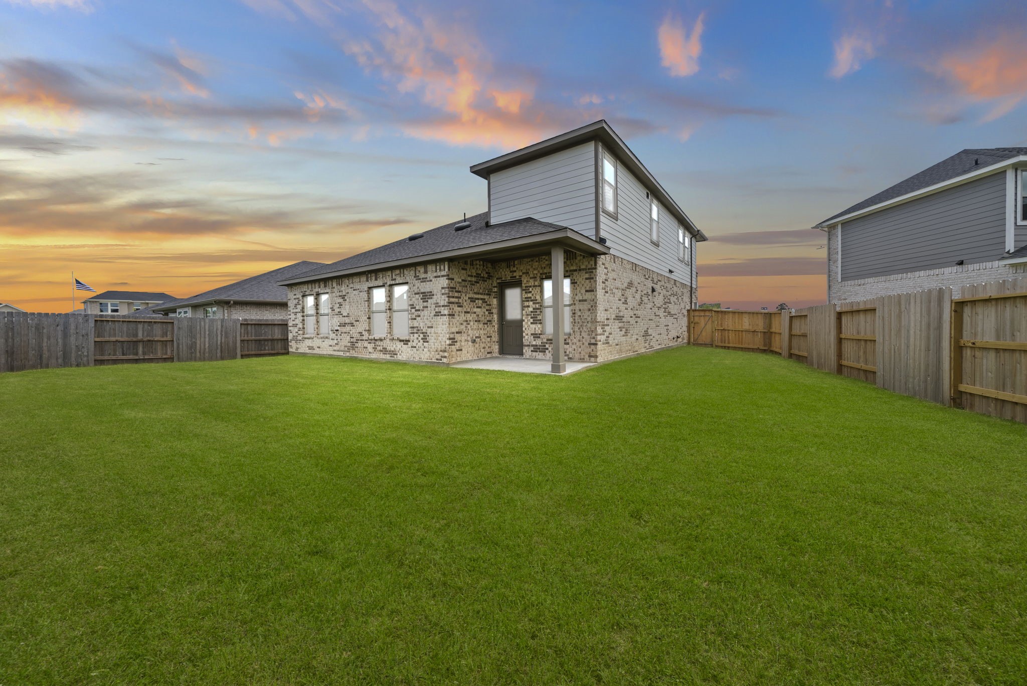 2784 Portugal Laurel Drive, Alvin, TX 77511