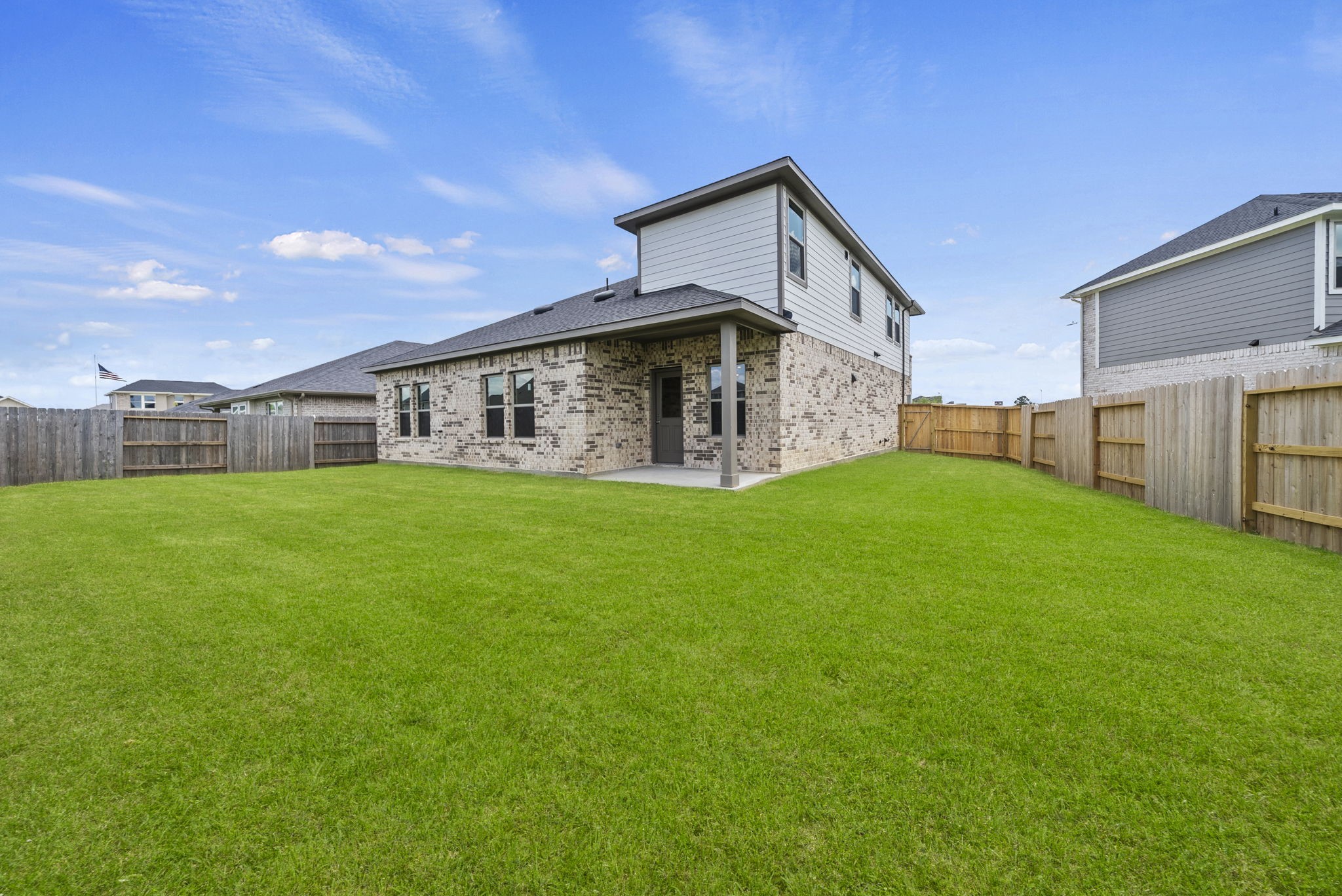 2784 Portugal Laurel Drive, Alvin, TX 77511