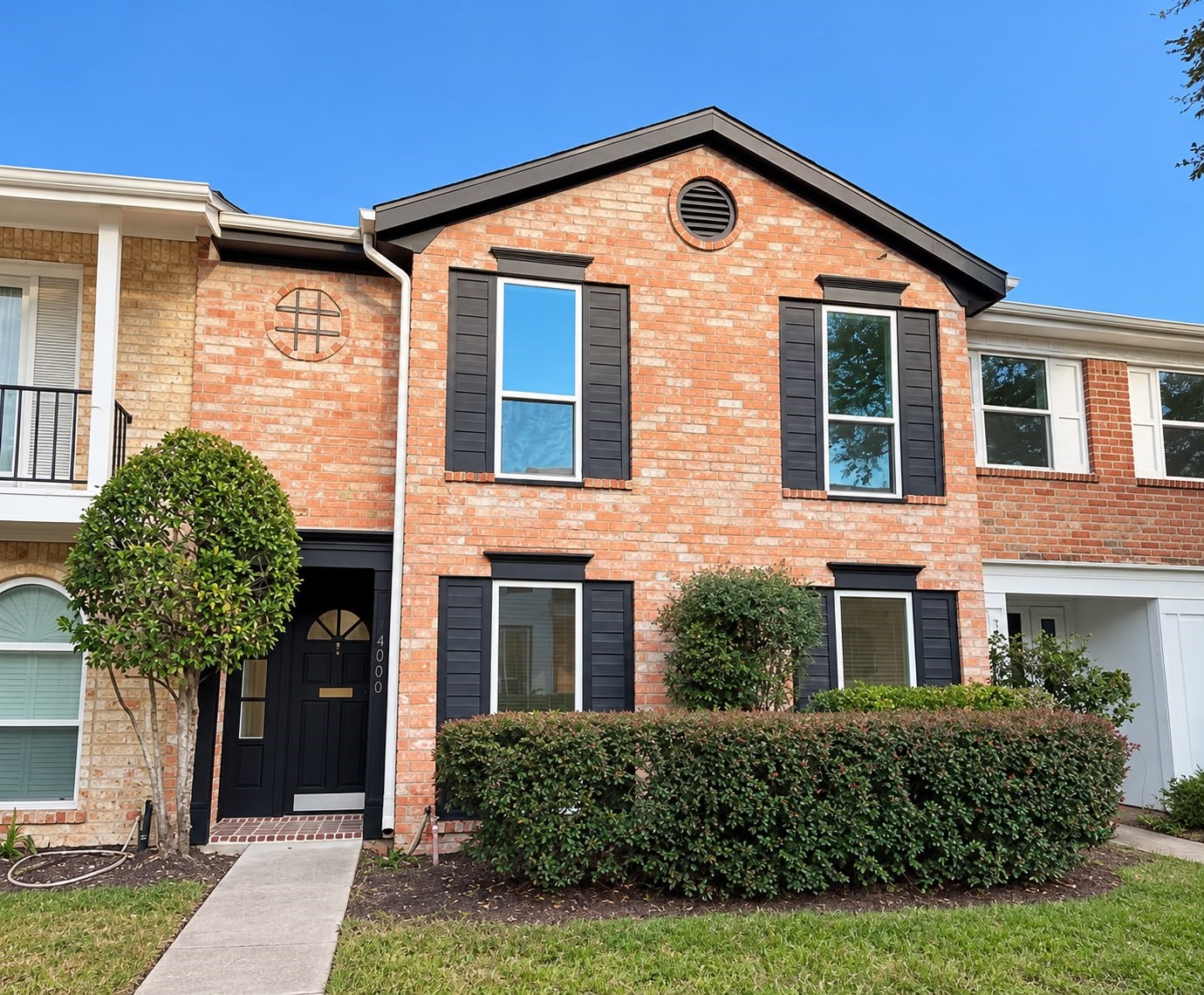 1st Floor Bedroom, Vaulted Living room ceilings and 3 Full Bathrooms are featured in Memorial Club Townhomes
