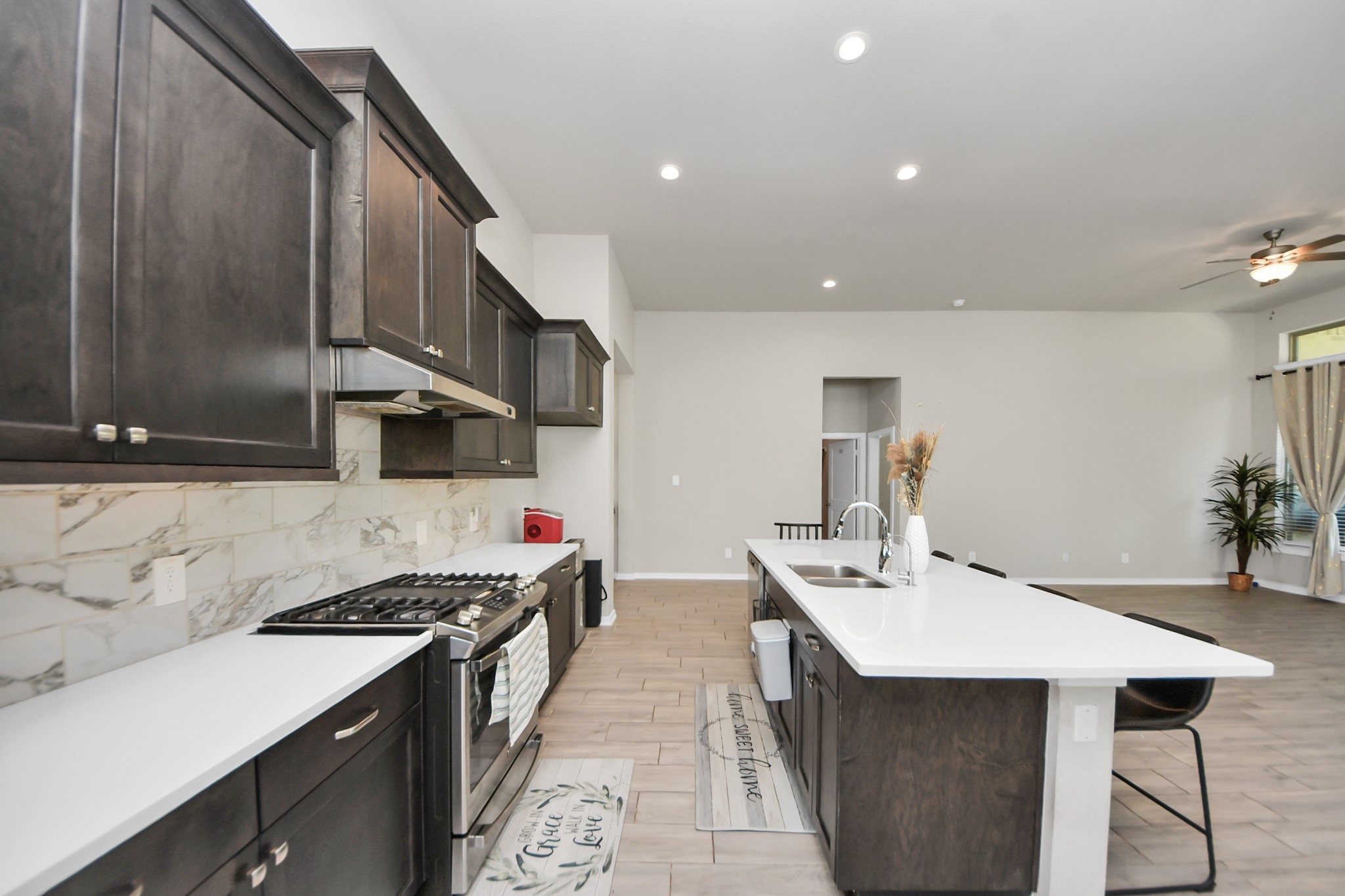 13021 OCEAN BREEZE LN Lane, La Marque, TX 77568