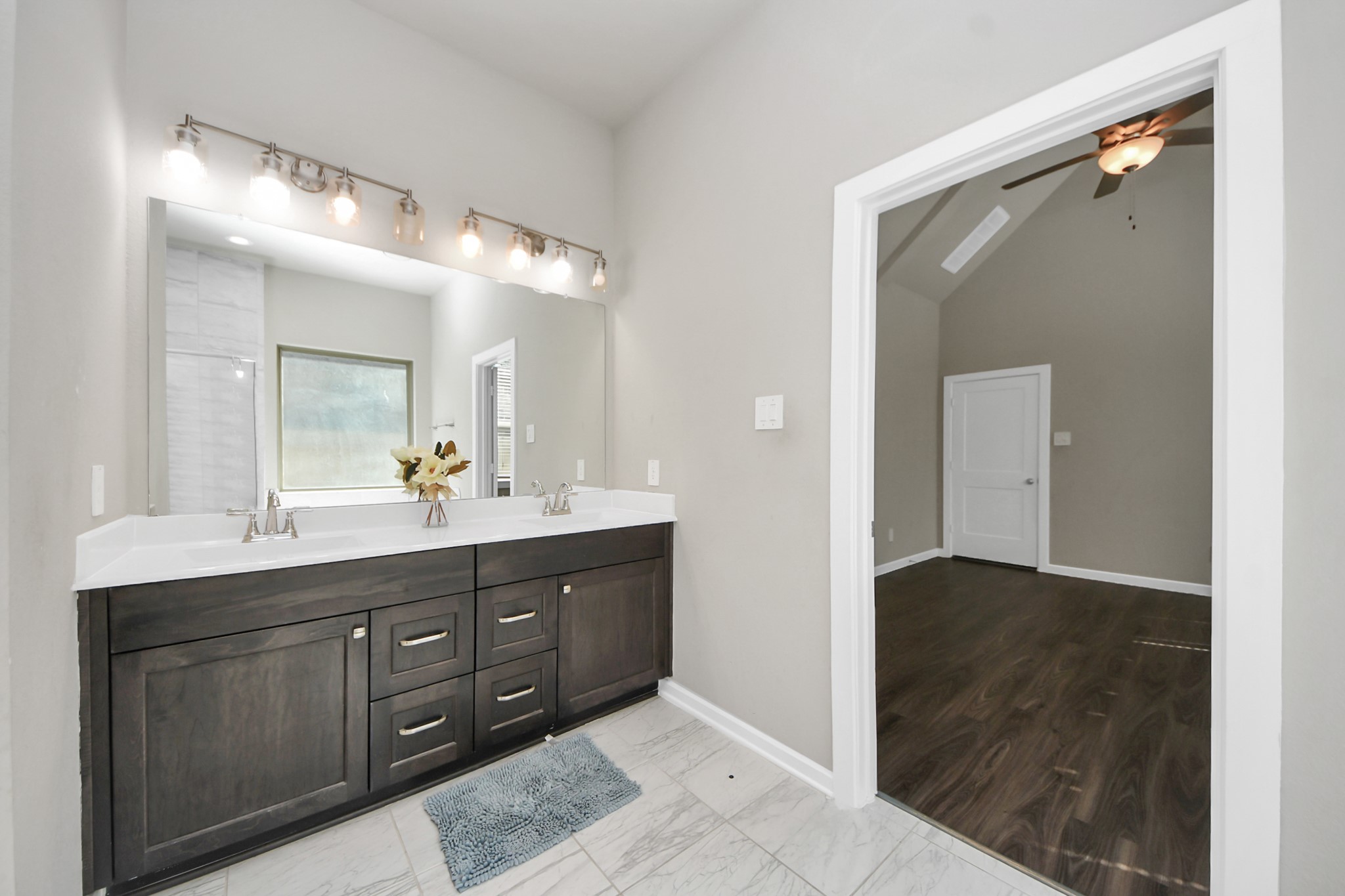 13021 OCEAN BREEZE LN Lane, La Marque, TX 77568