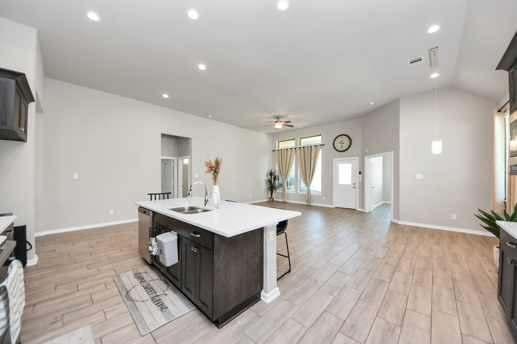 13021 OCEAN BREEZE LN Lane, La Marque, TX 77568