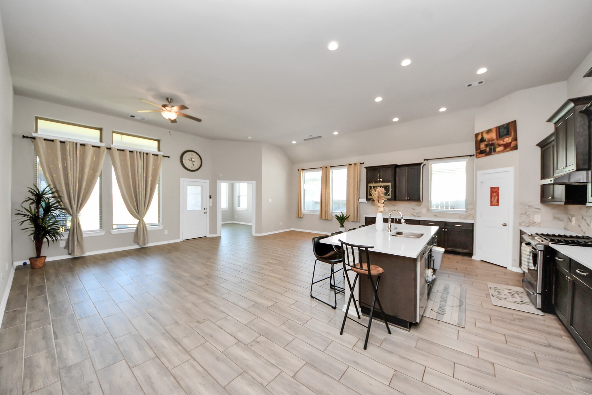 13021 OCEAN BREEZE LN Lane, La Marque, TX 77568