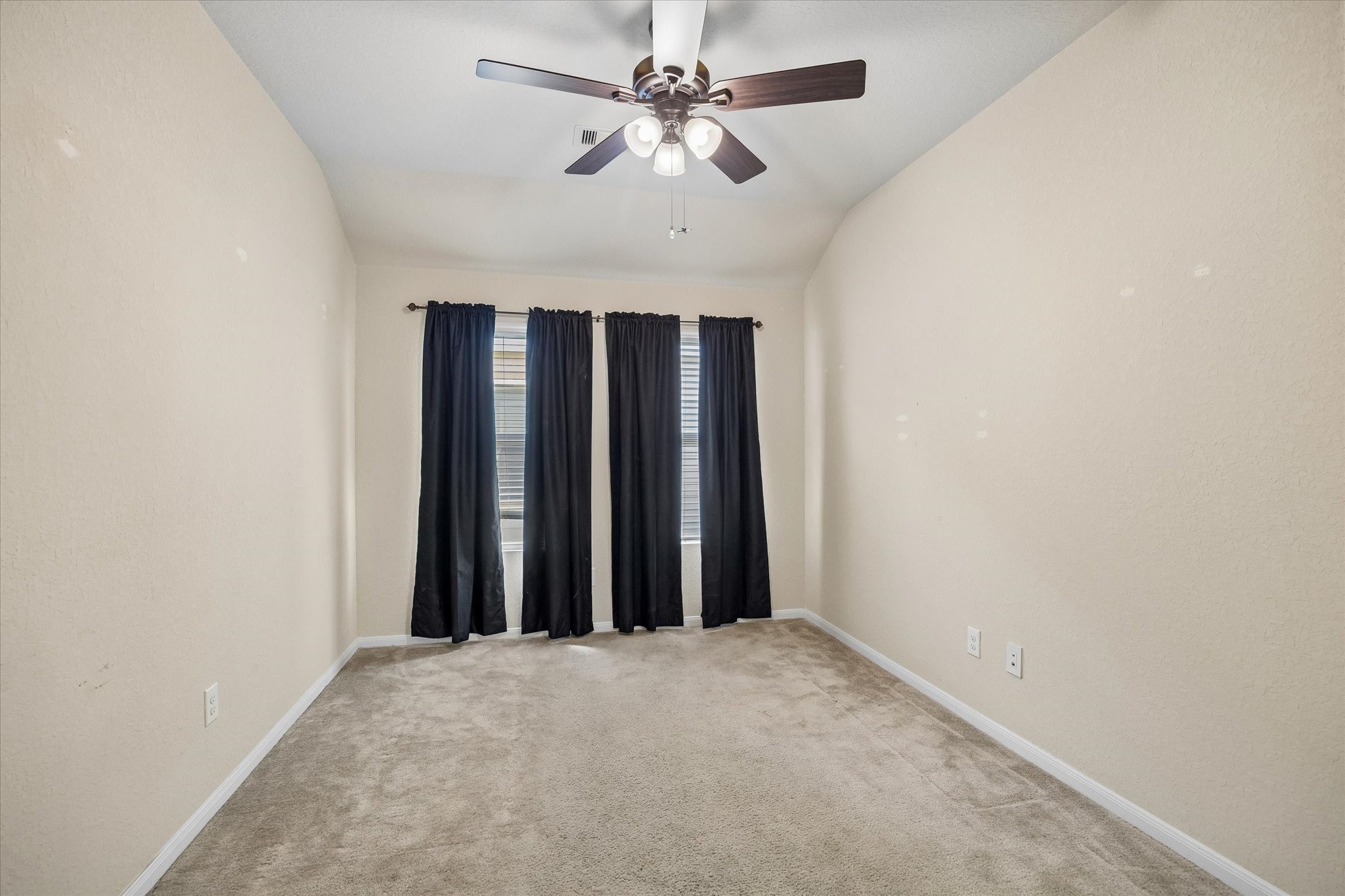 15643 Sheldon Ridge Way, Houston, TX 77044