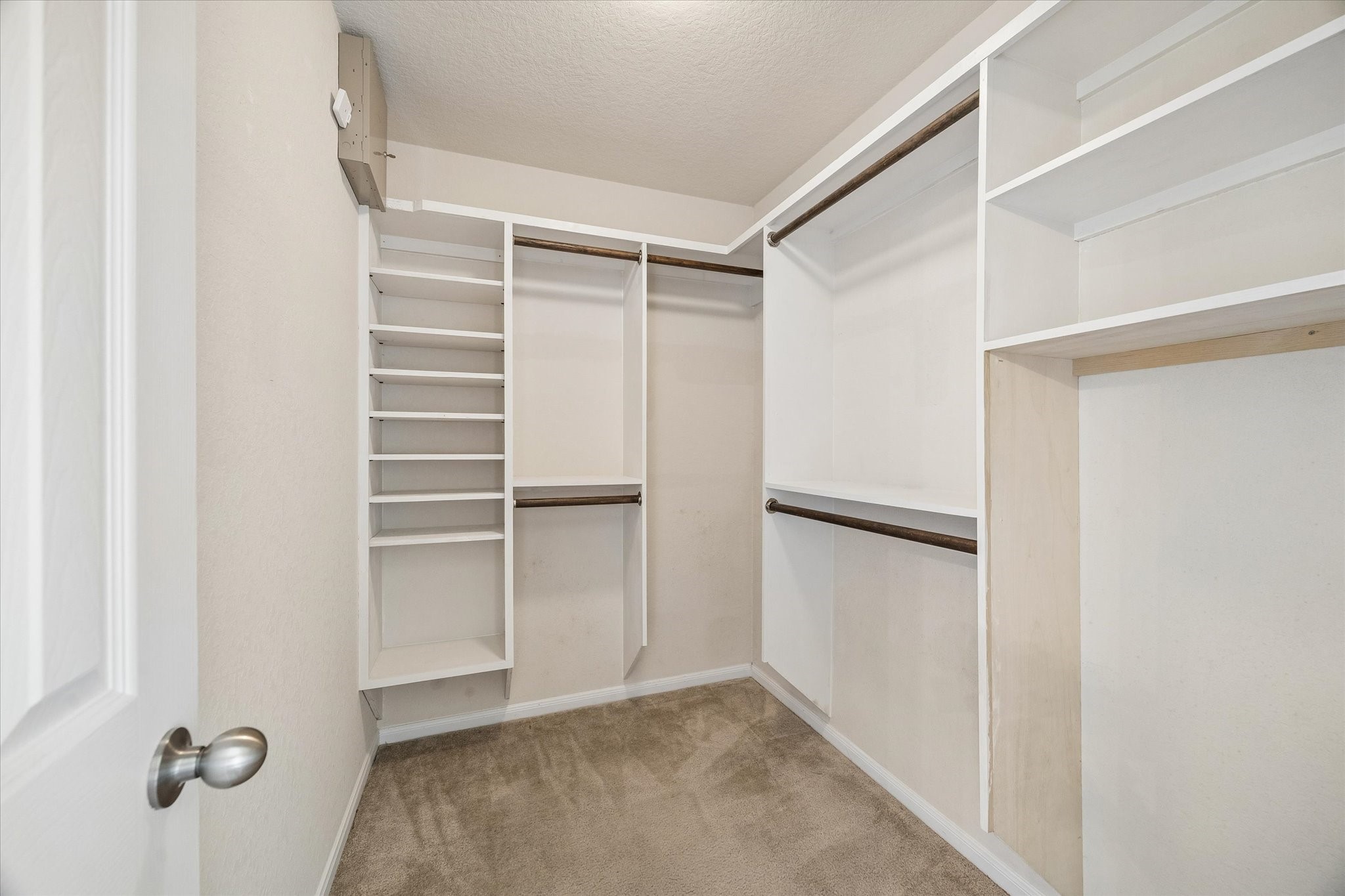 15643 Sheldon Ridge Way, Houston, TX 77044